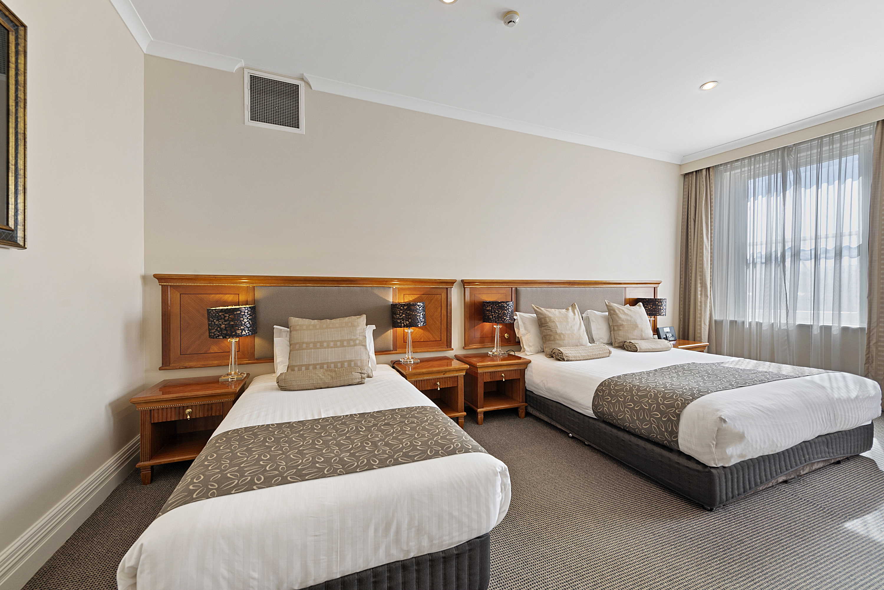 Twin Deluxe Two Beds