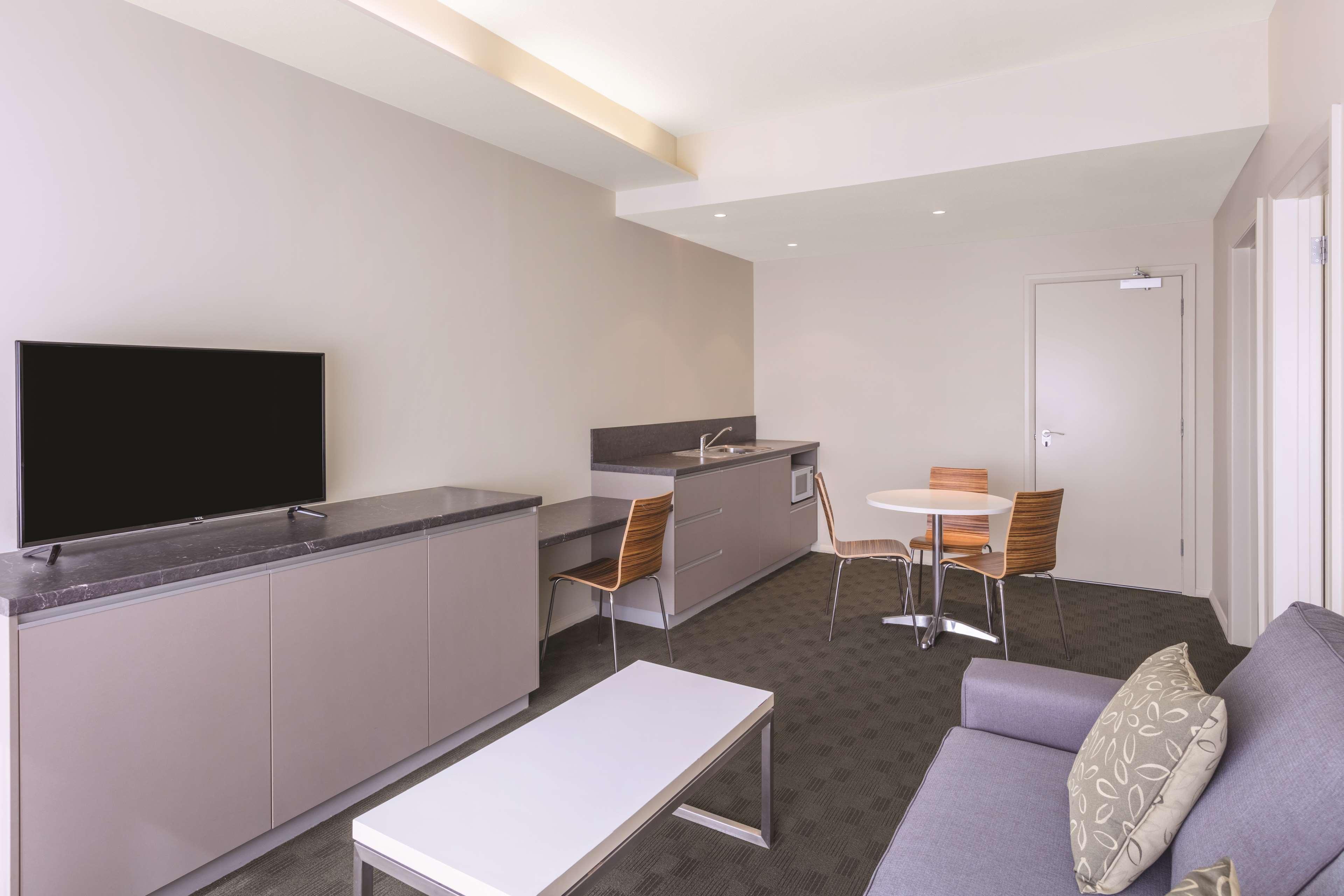 Double or Twin Executive