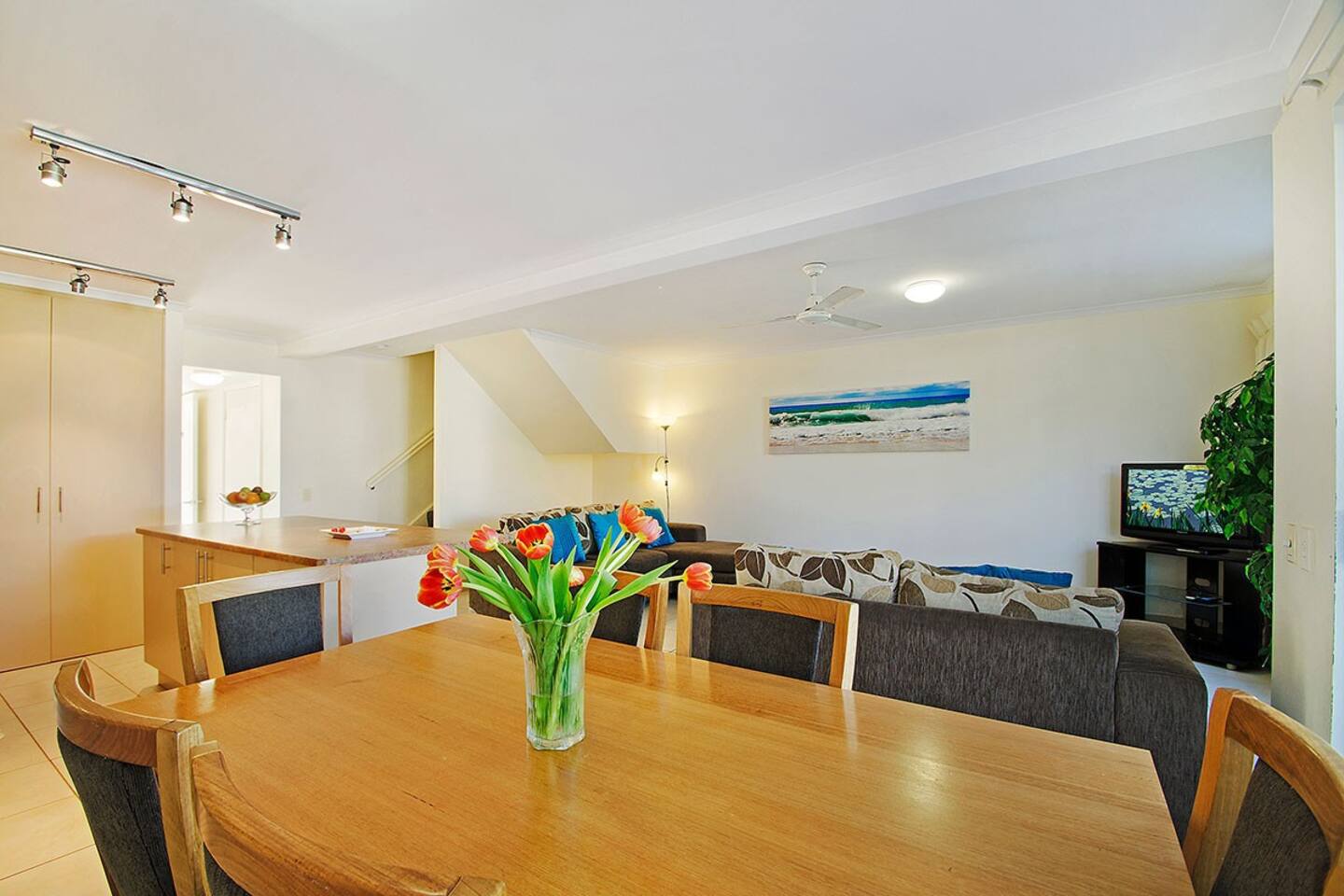 Apartment Three Bedrooms with Views