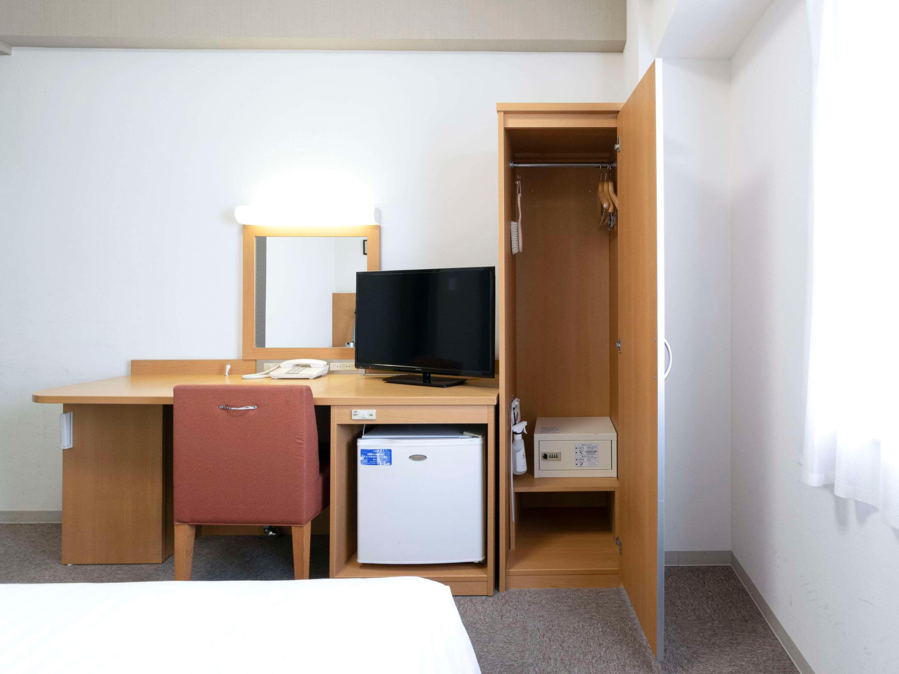 Double Queen Bed Non Smoking