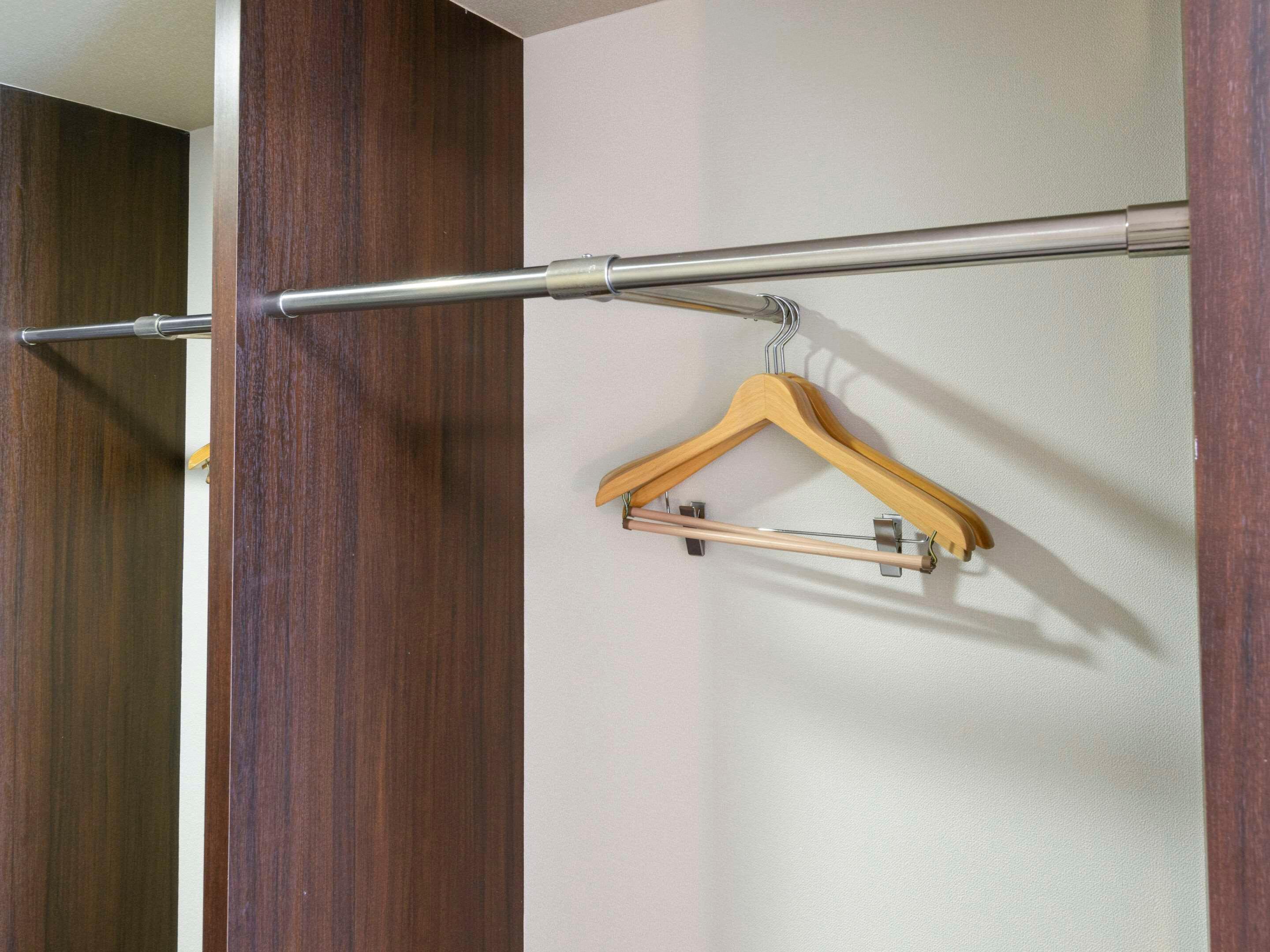 Double Queen Size Bed