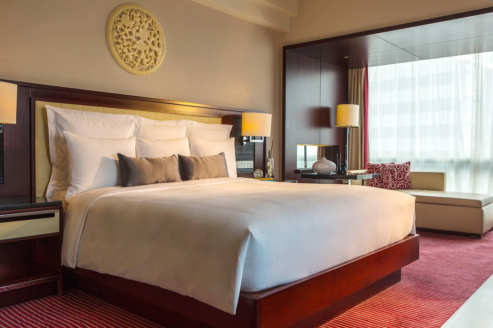 Junior Suite King Size Bed