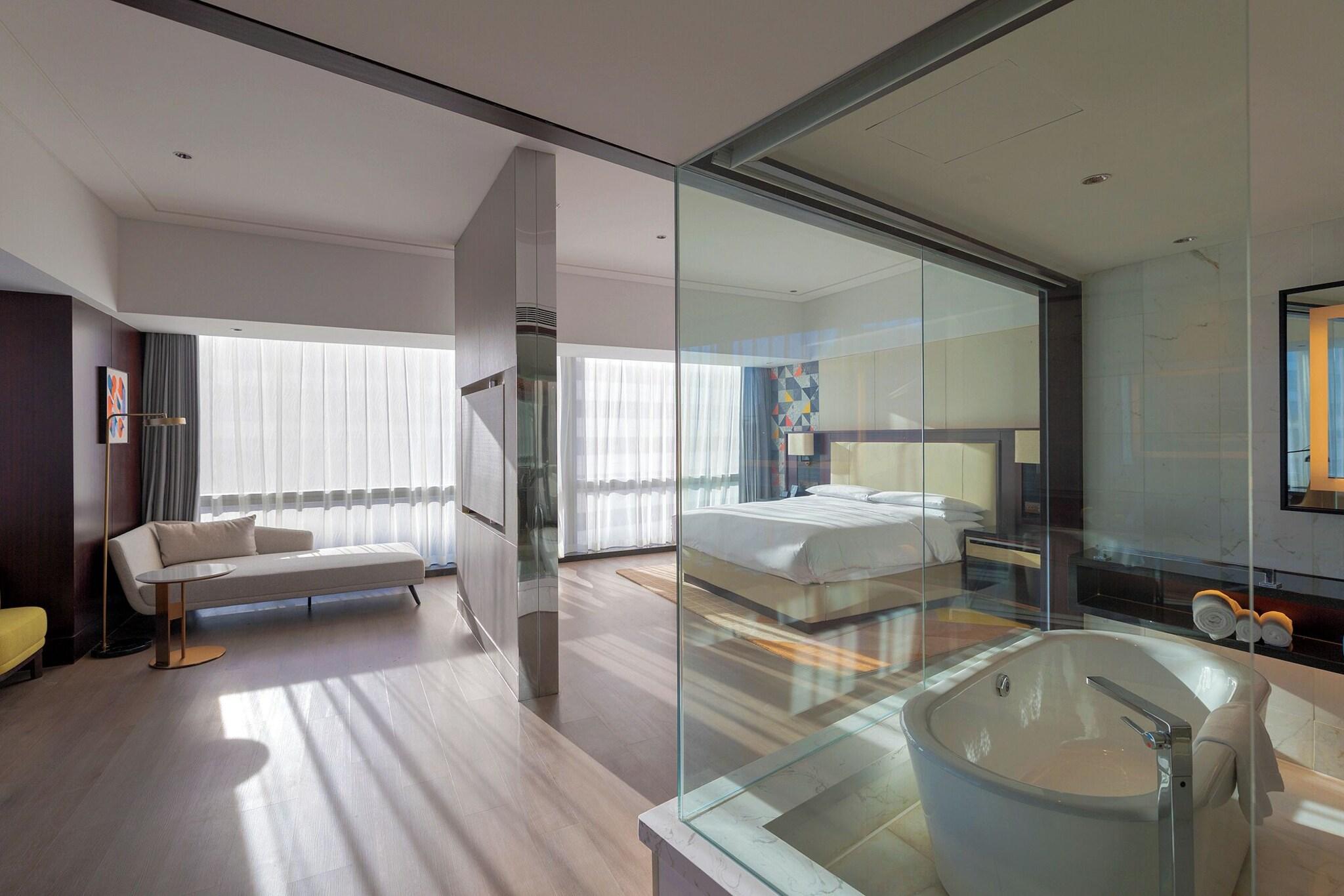 Suite Executive King Bed