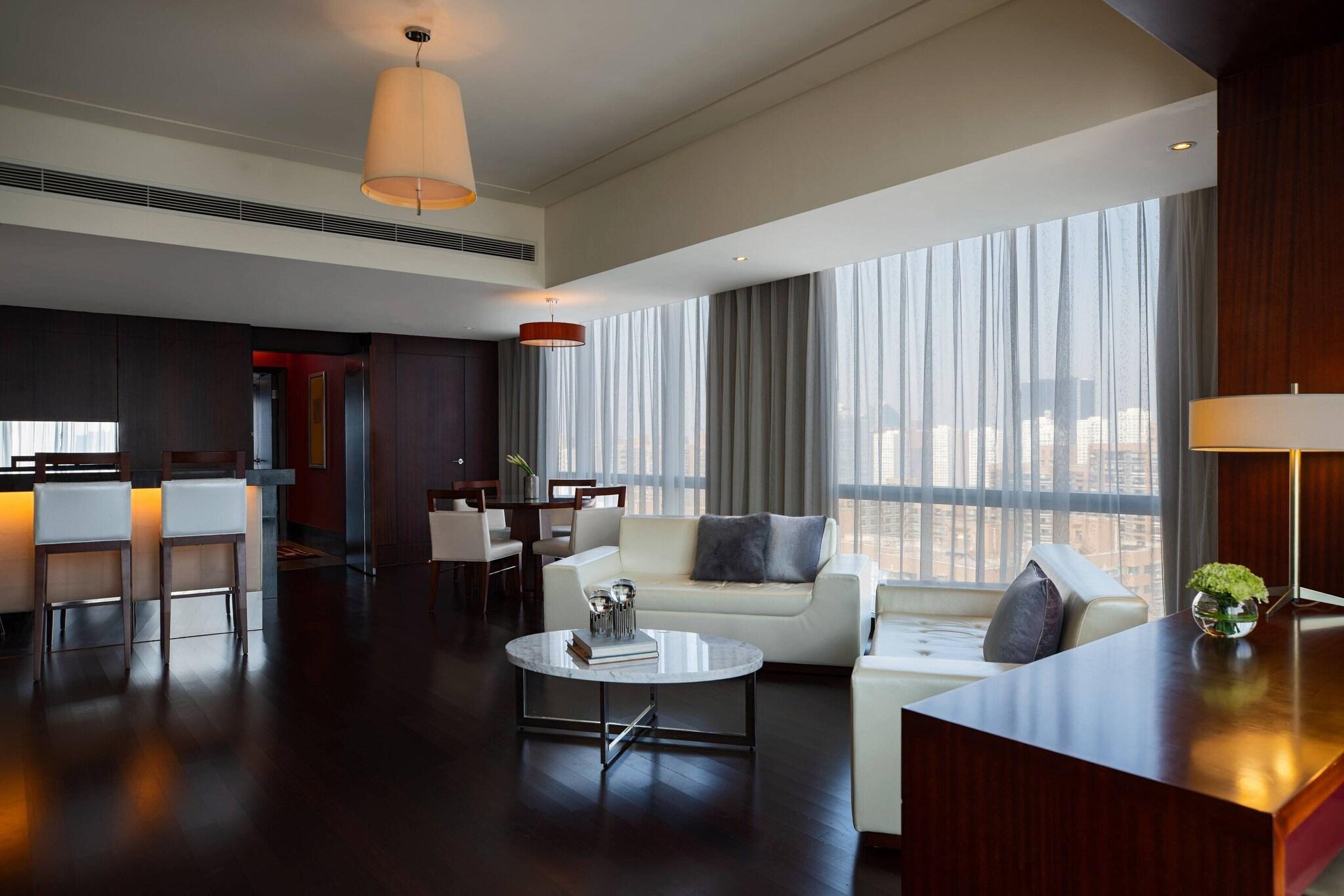 Suite Executive King Bed