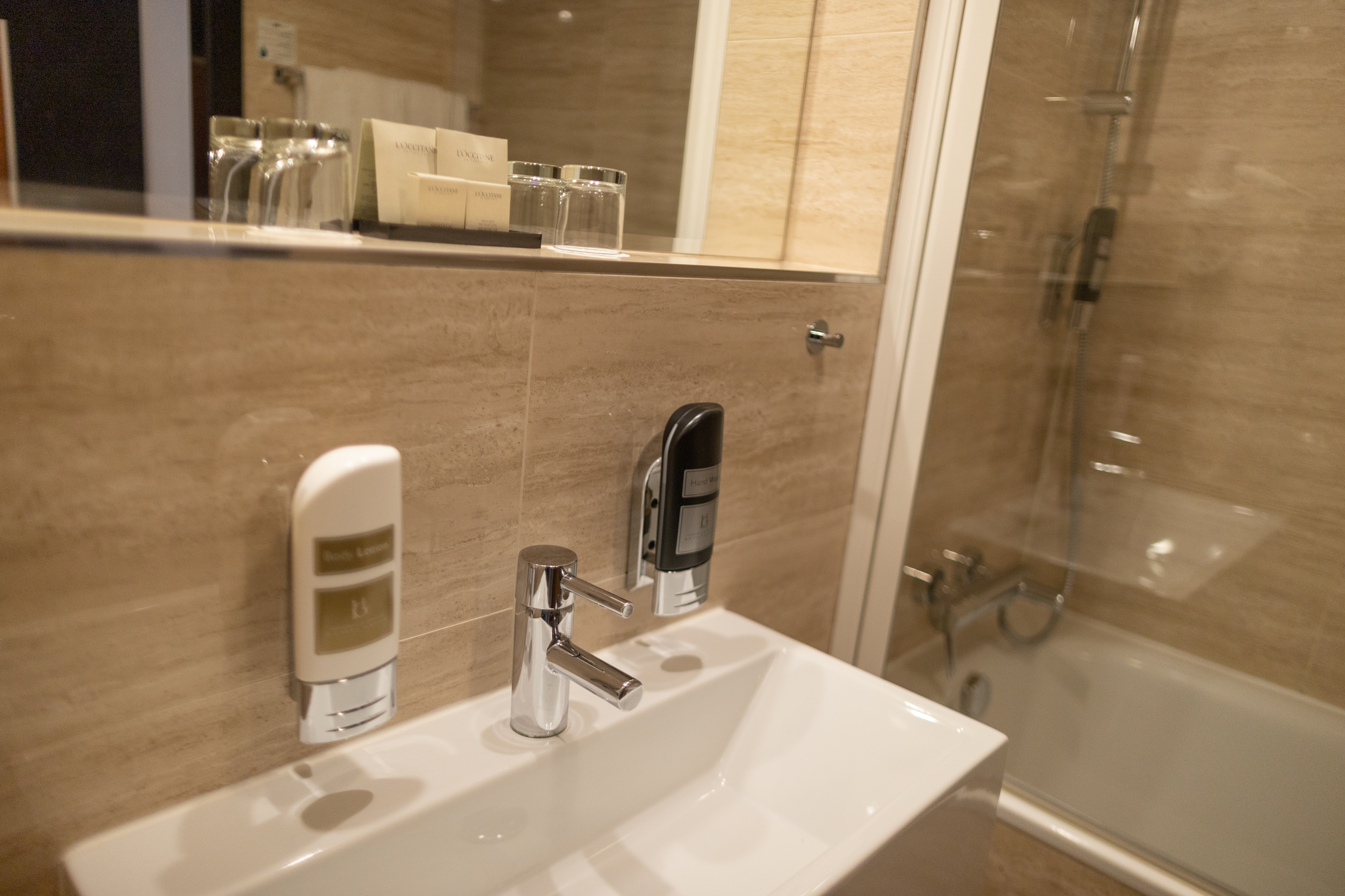 Double or Twin Superior