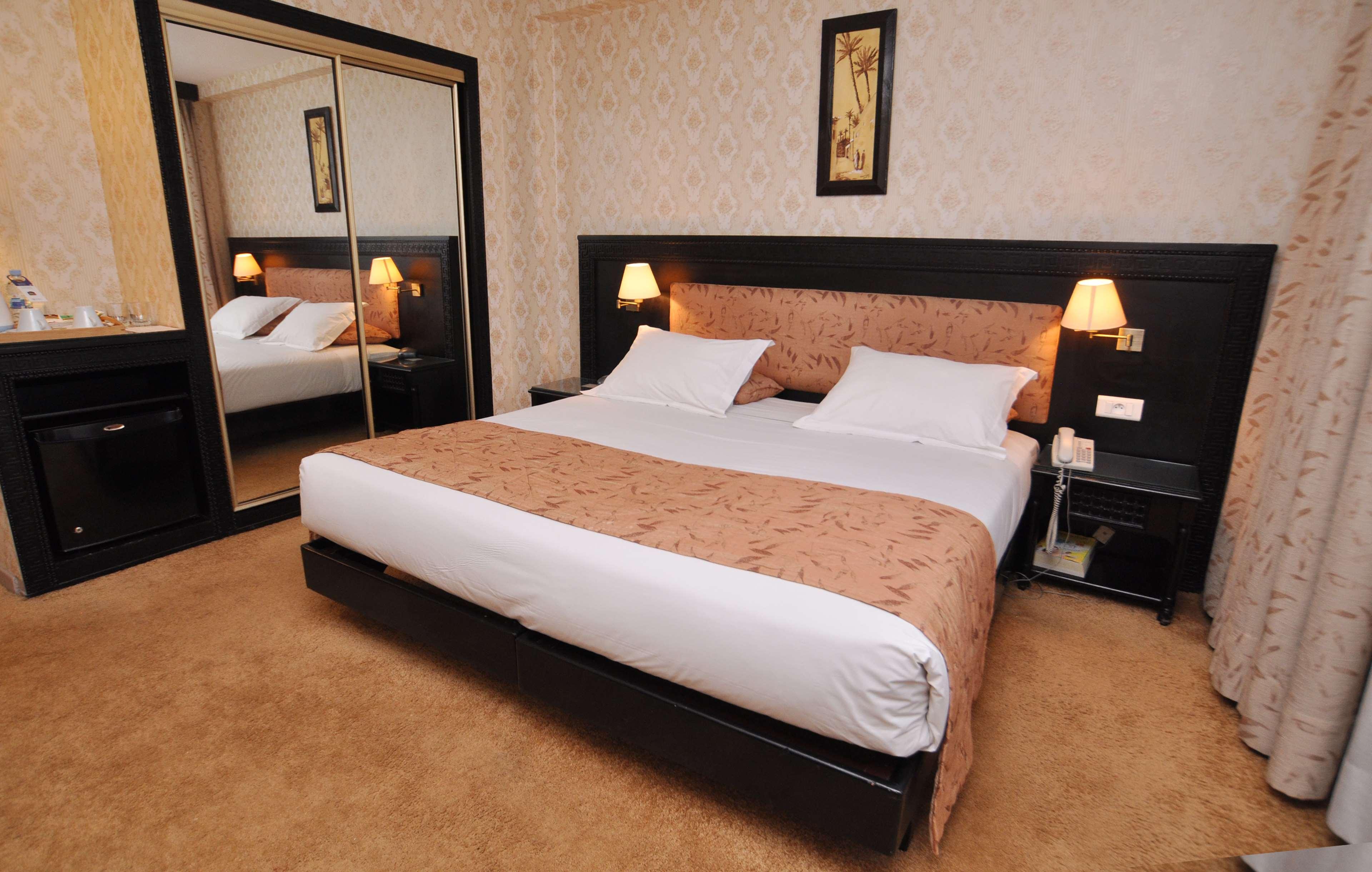 Double Superior Queen Bed