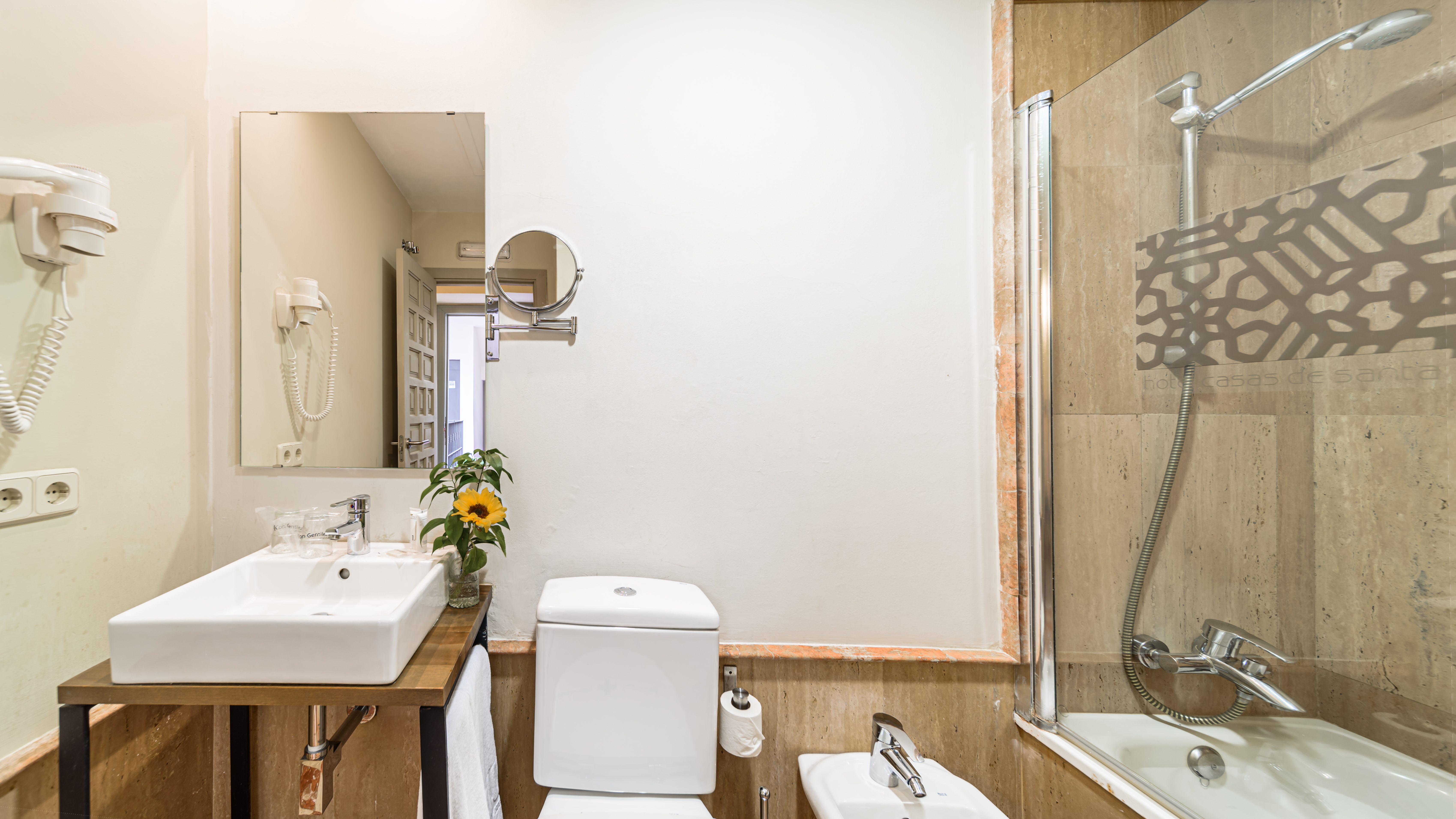 Double or Twin Standard