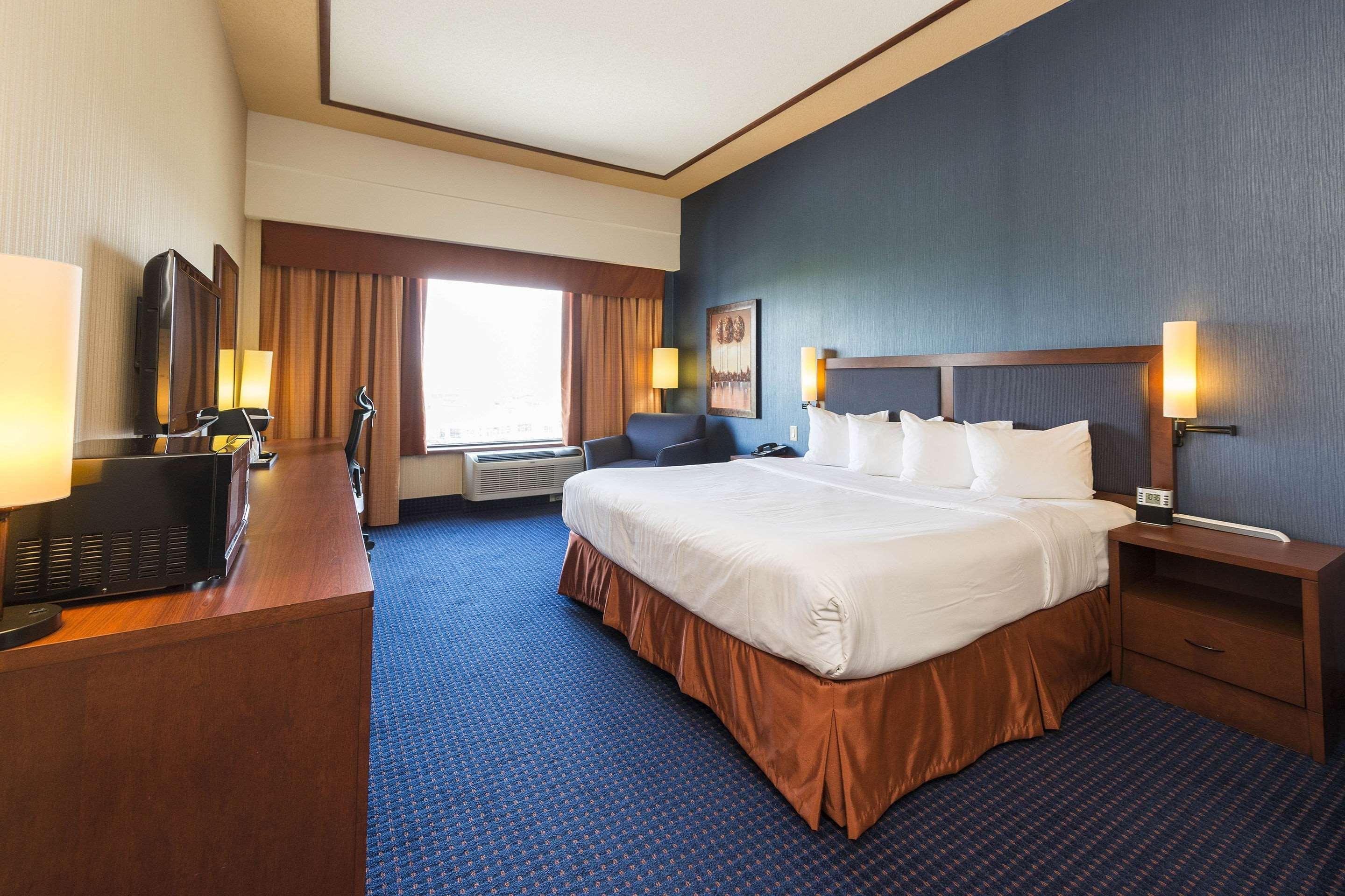 Double King Bed Non Smoking