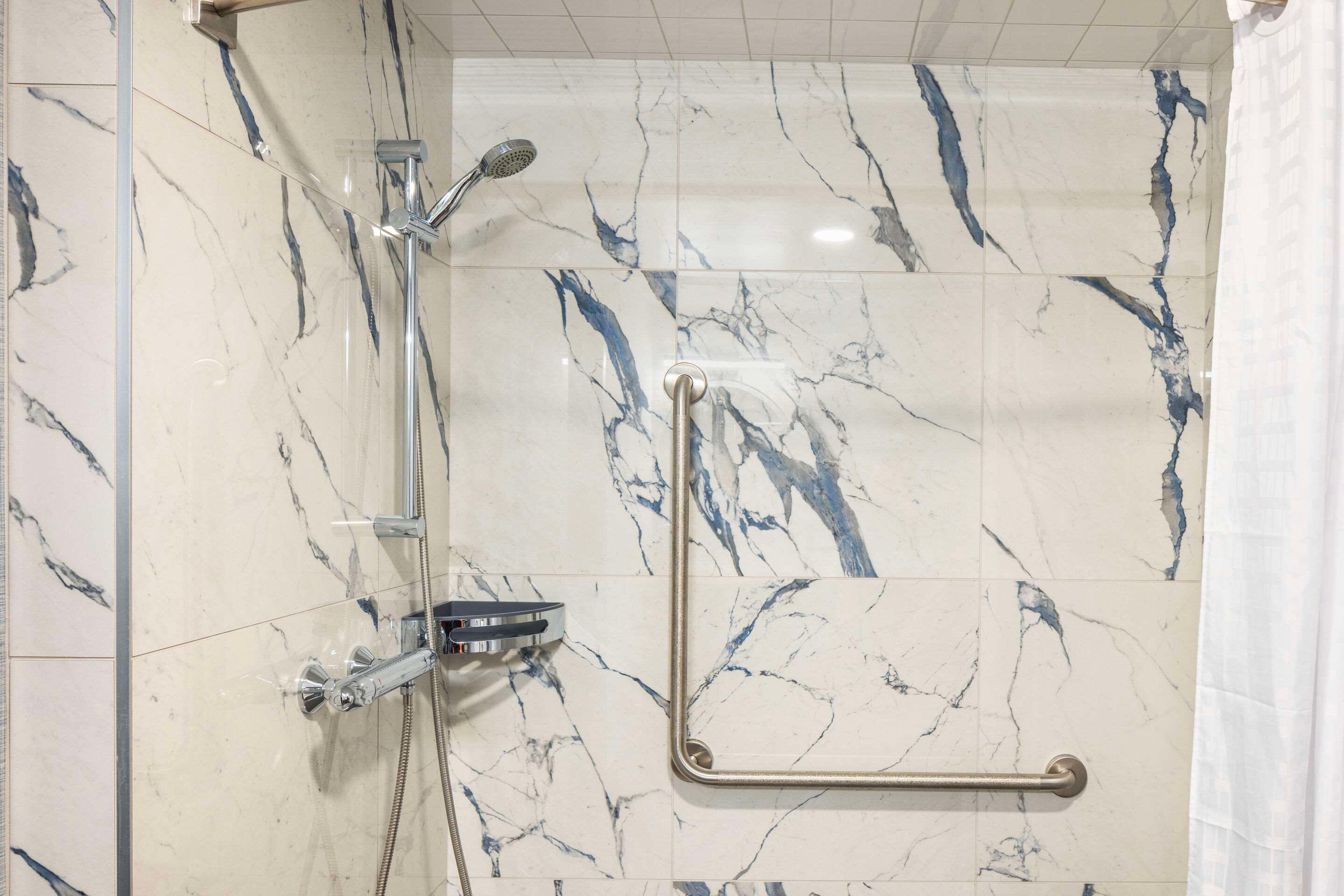 Double King Bed Non Smoking