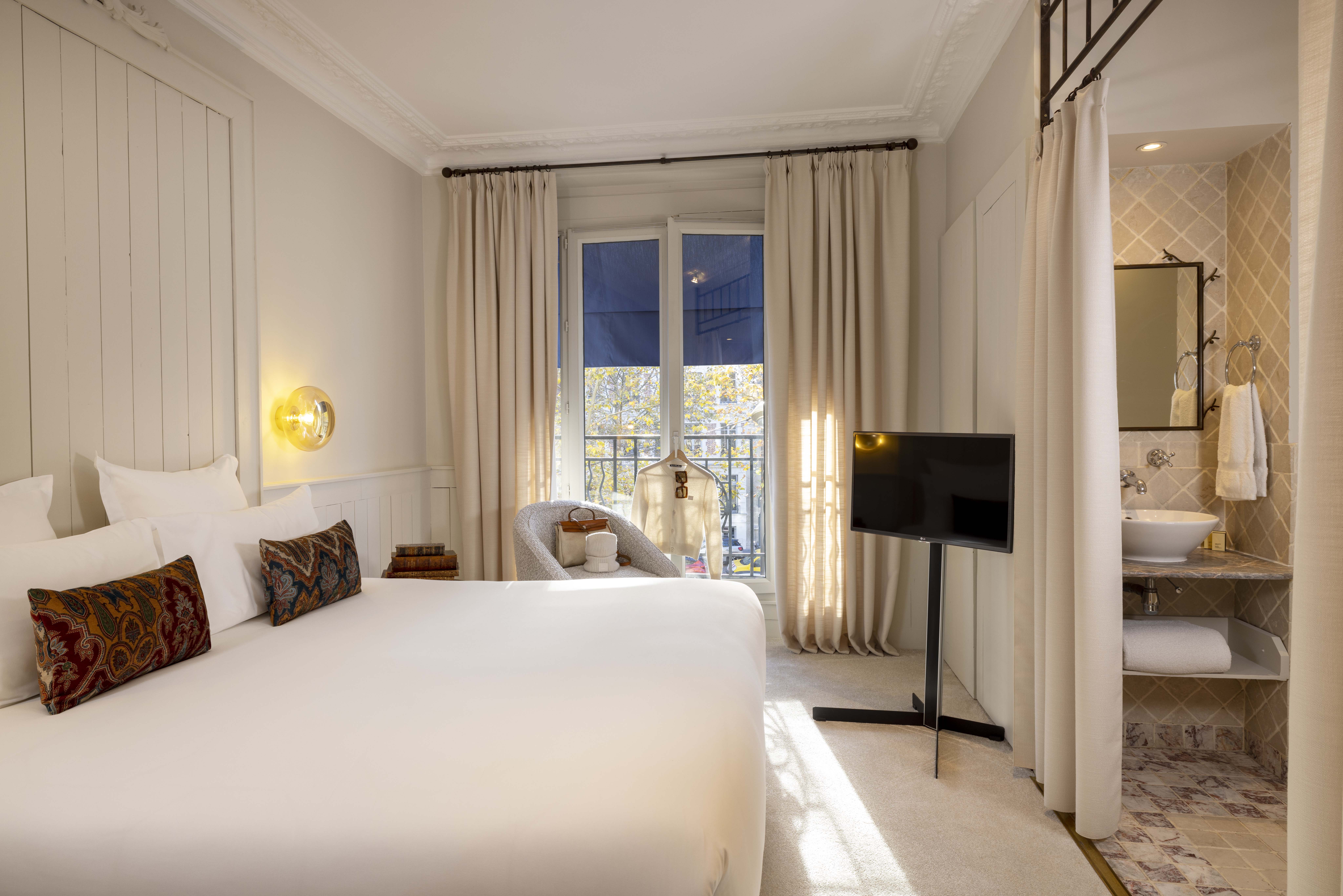 Double or Twin Deluxe