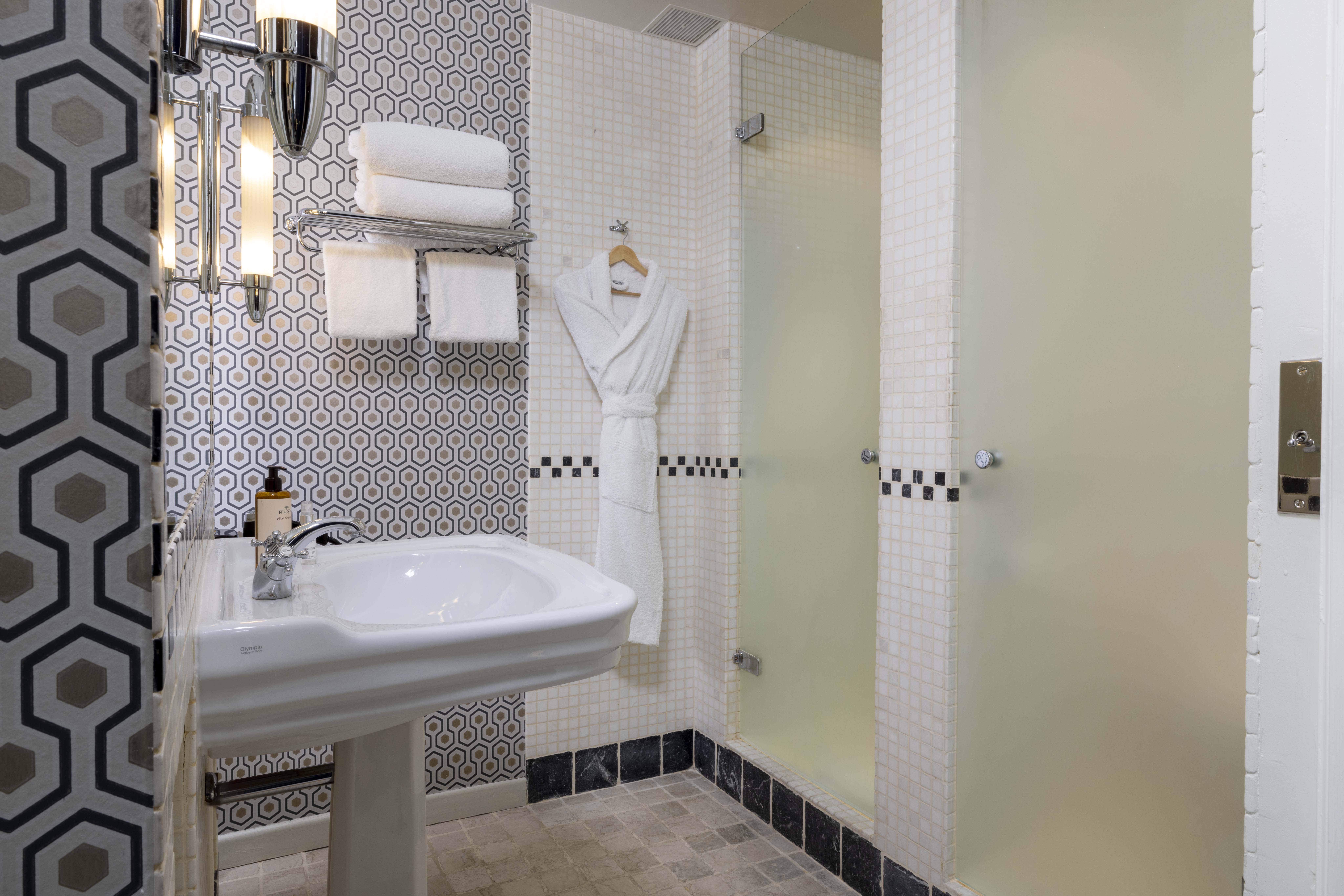 Double or Twin Superior