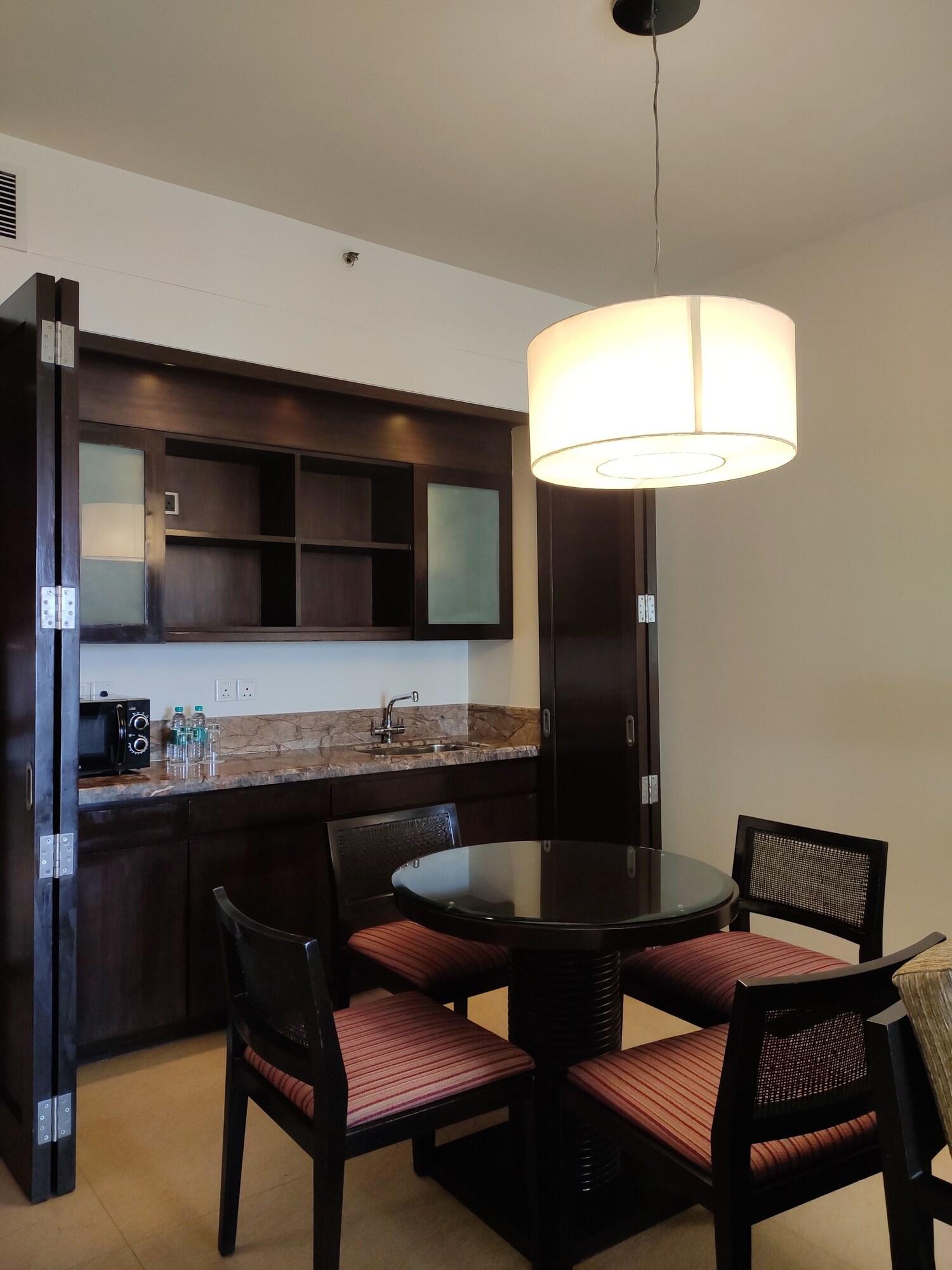 Suite Bay View King Bed