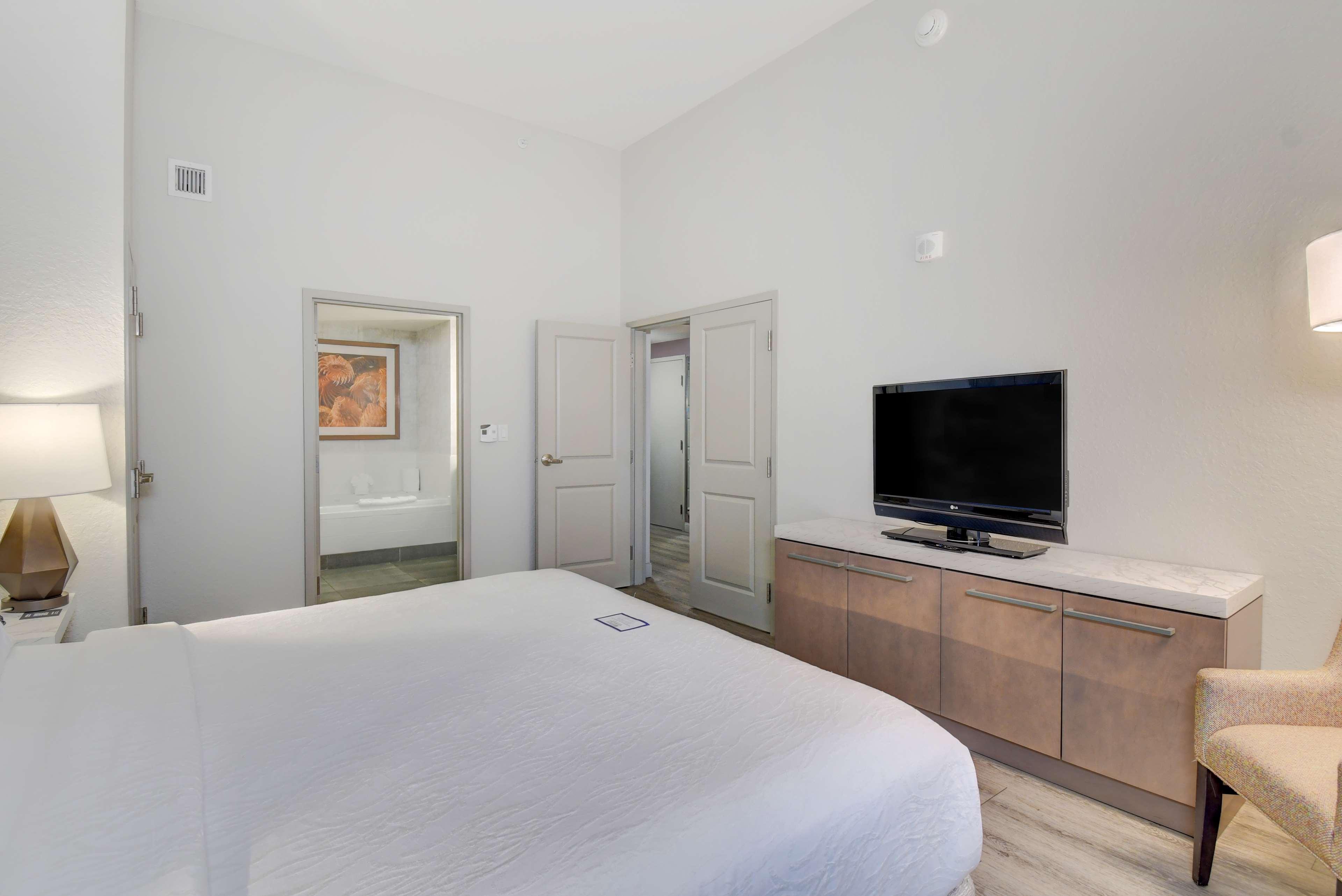 Junior Suite King Size Bed