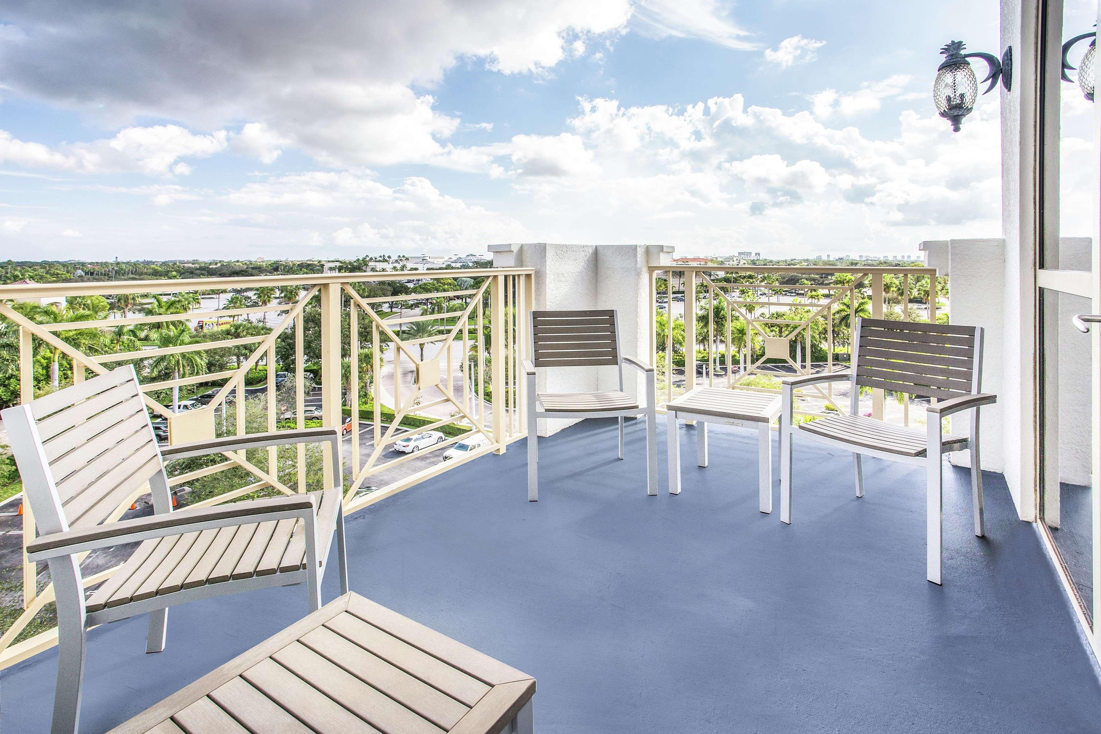 Junior Suite King Size Bed