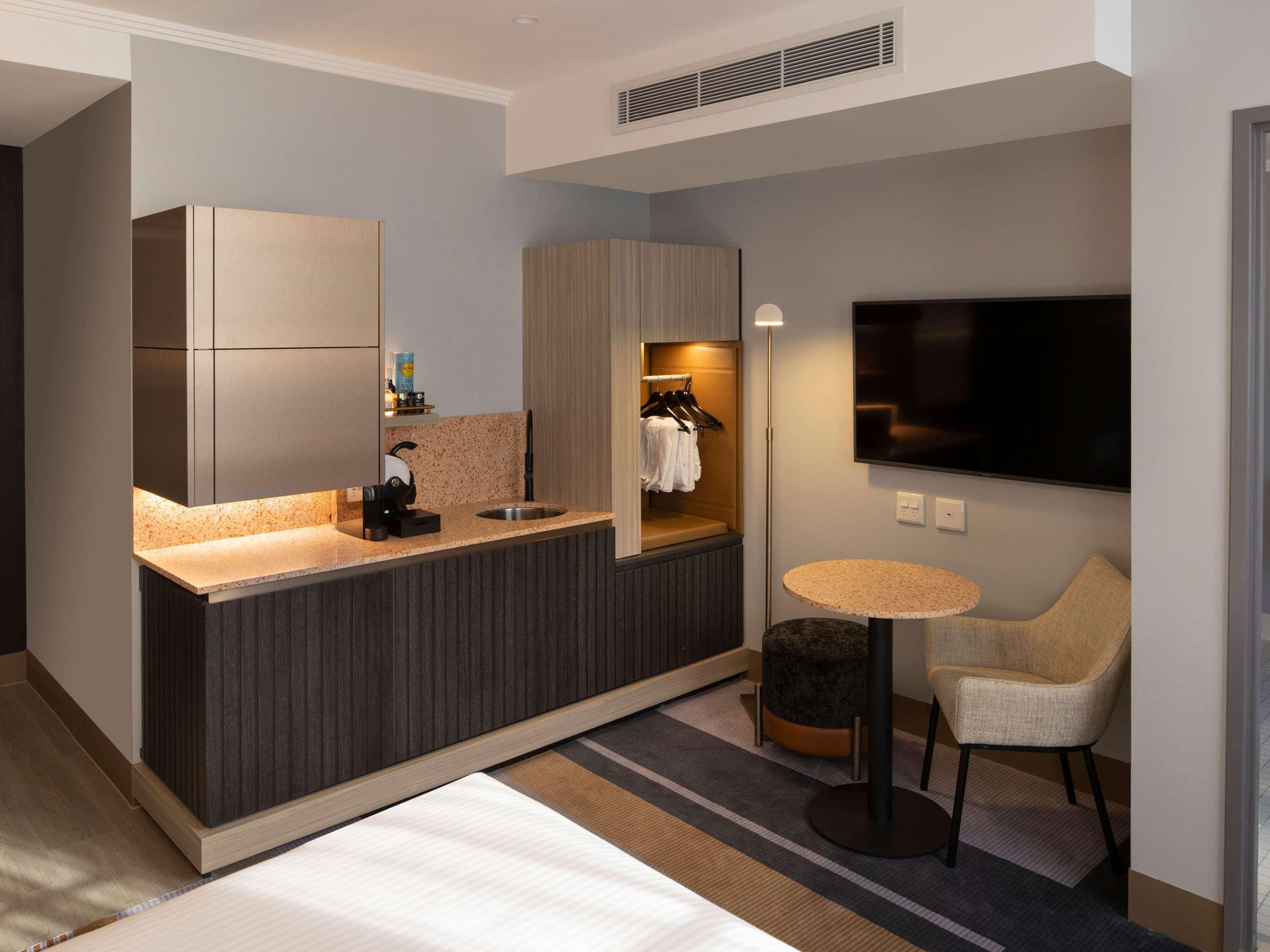 Double Accessible-queen Size Bed