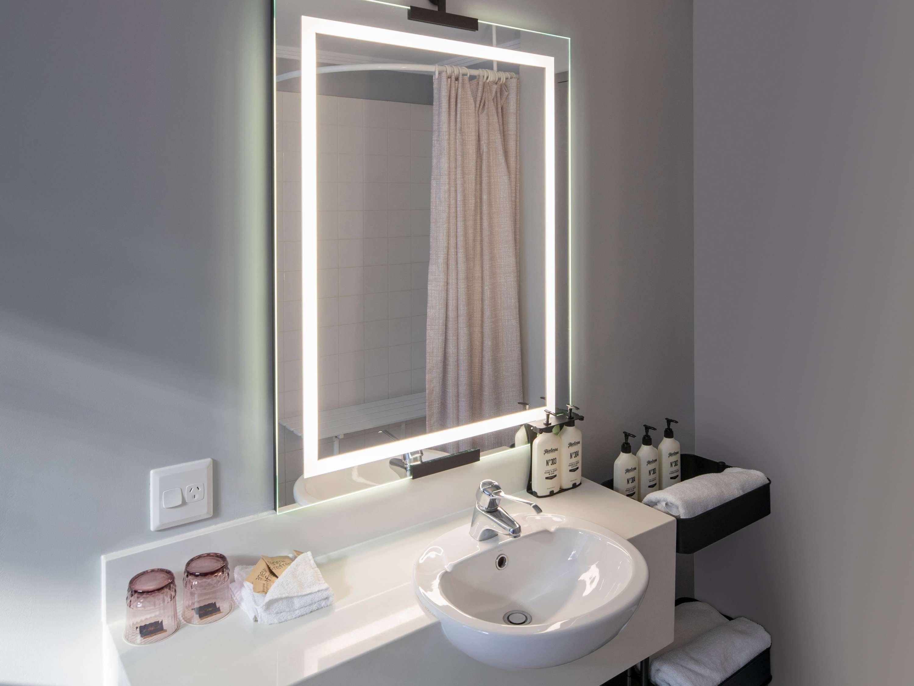 Double Accessible-queen Size Bed