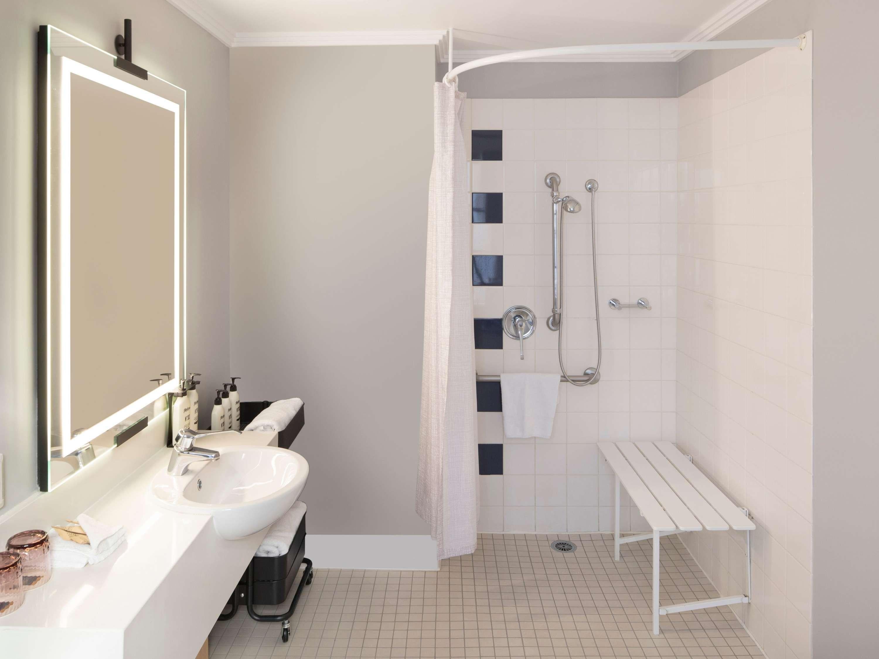 Double Accessible-queen Size Bed