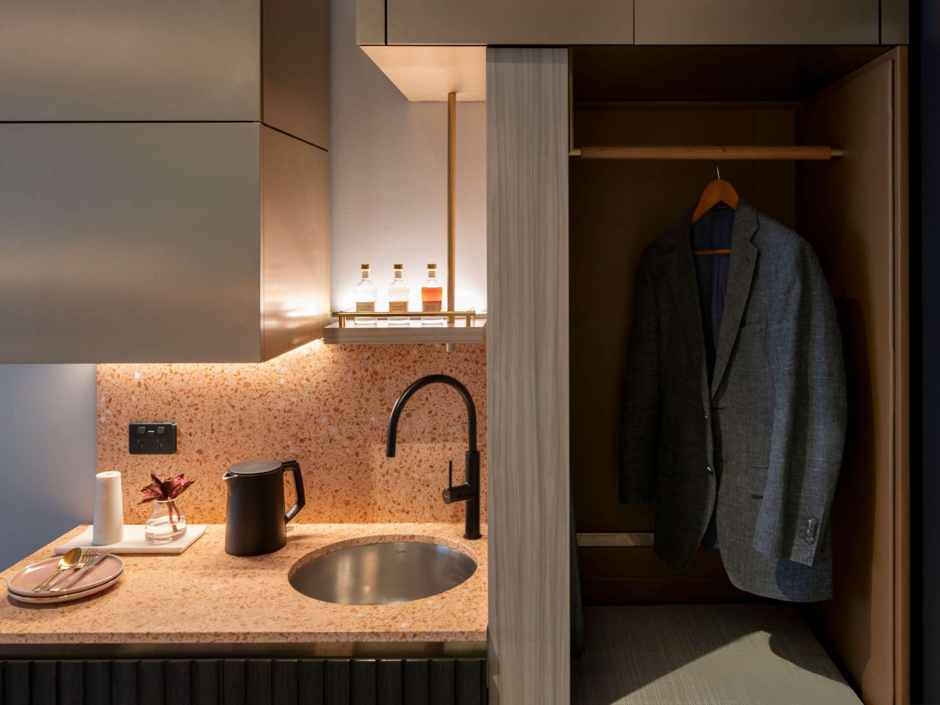 Double Queen Size Bed