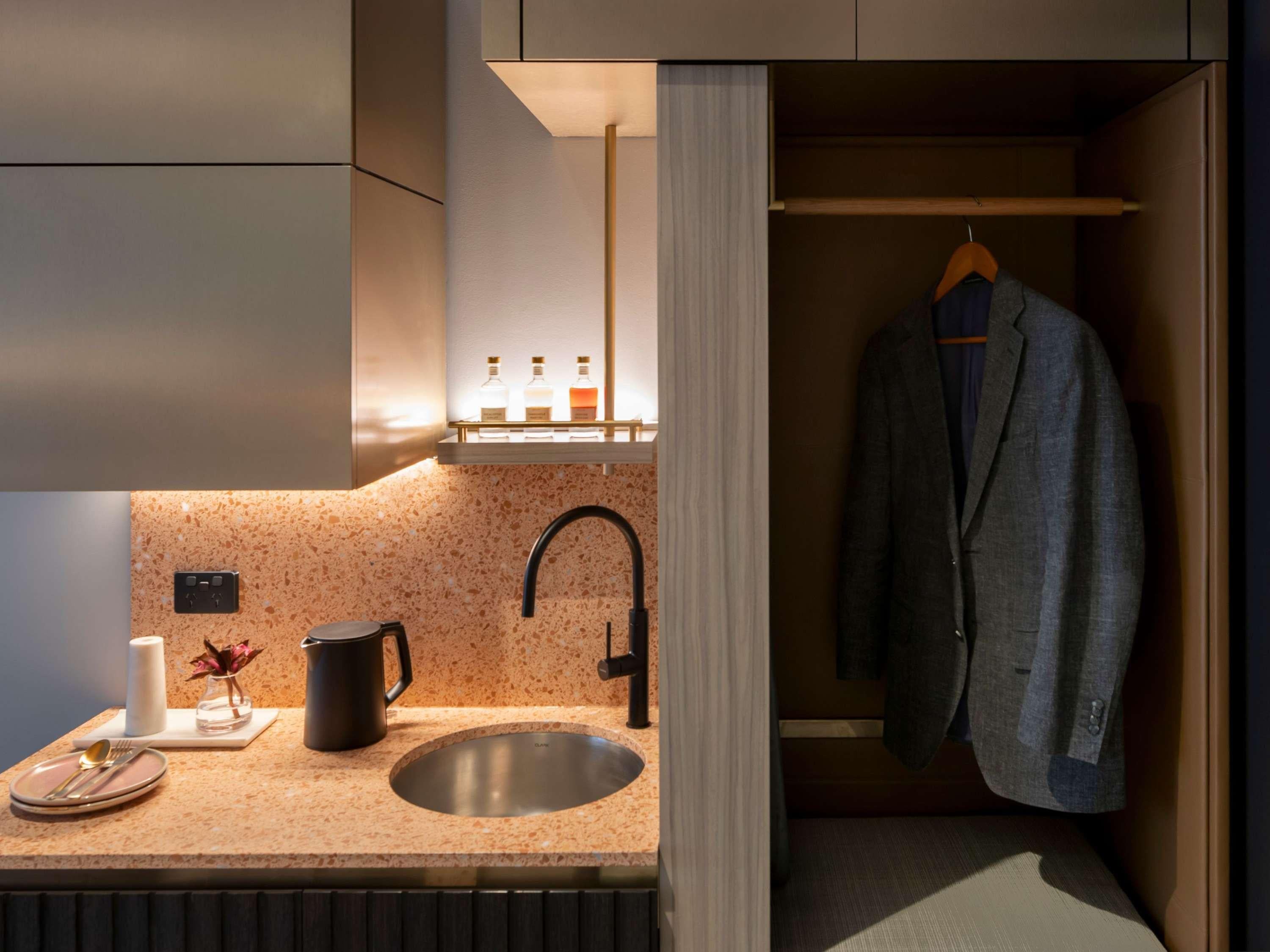 Double Superior Queen Bed