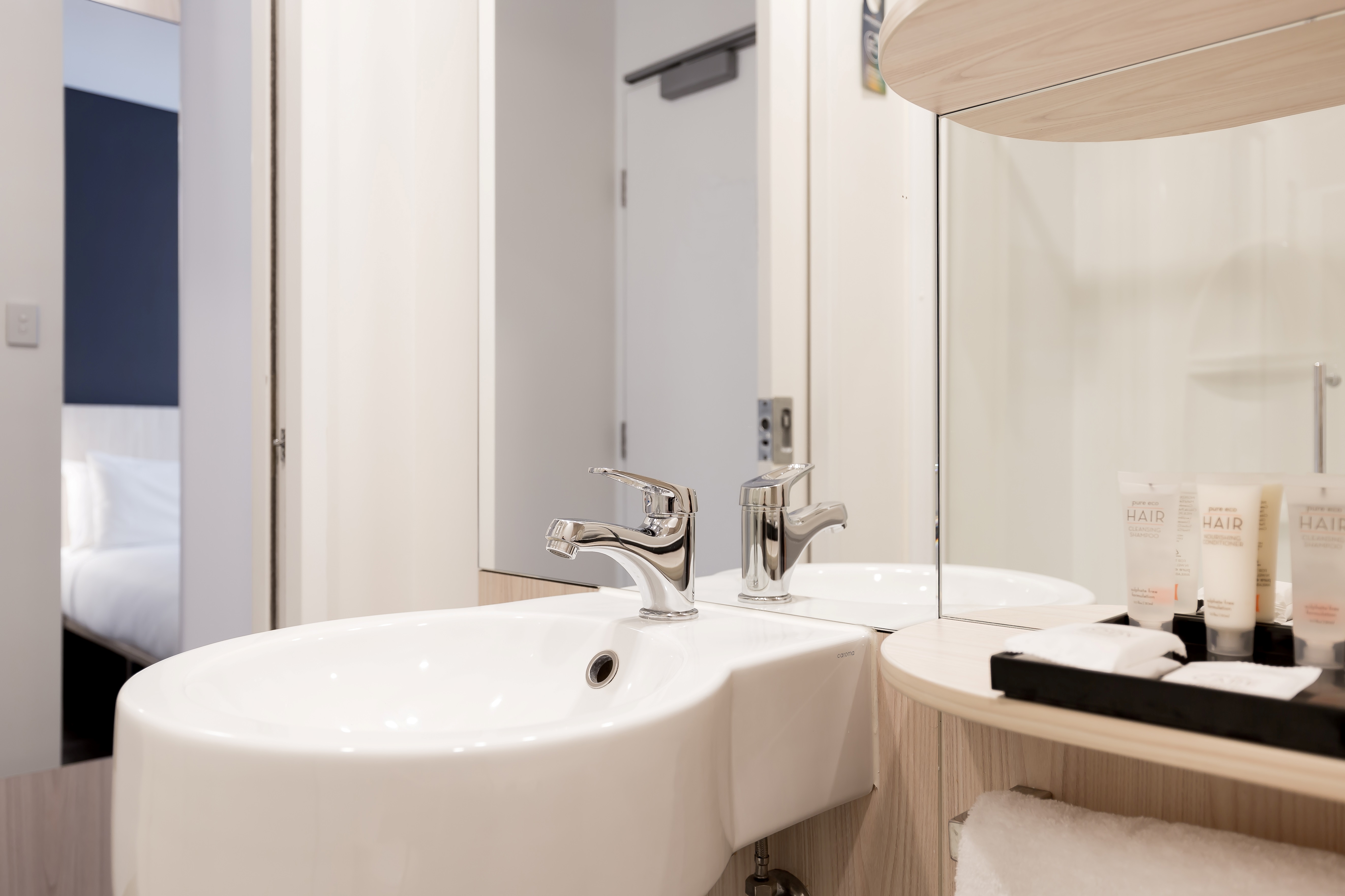 Double Queen Size Bed