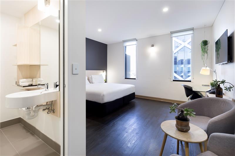 Double Accessible-queen Size Bed