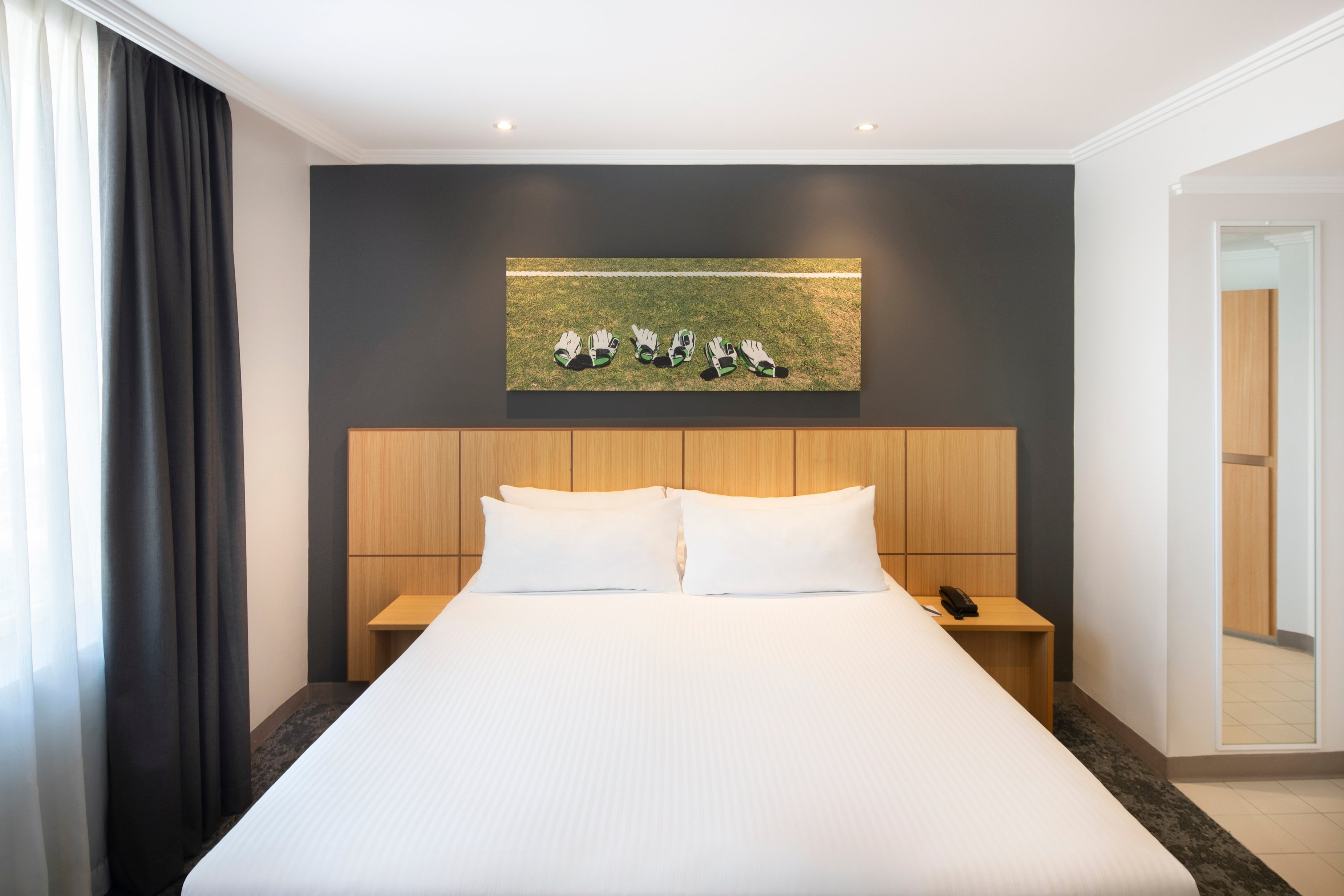 Double Queen Size Bed