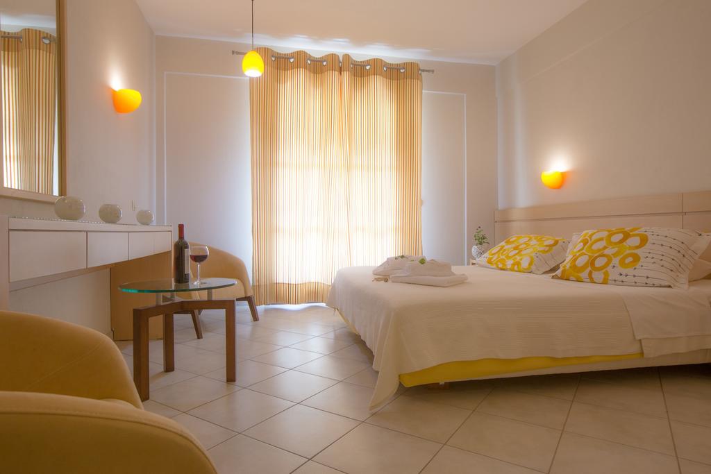 Quadruple Garden View