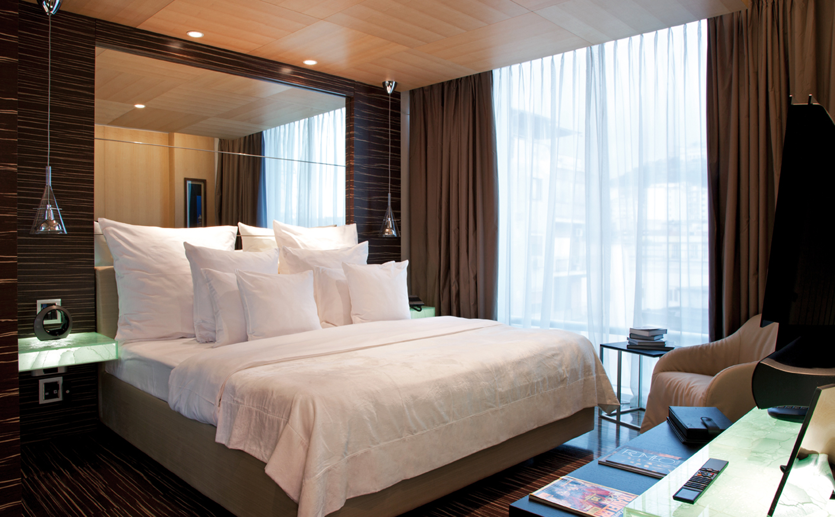 Double or Twin Deluxe