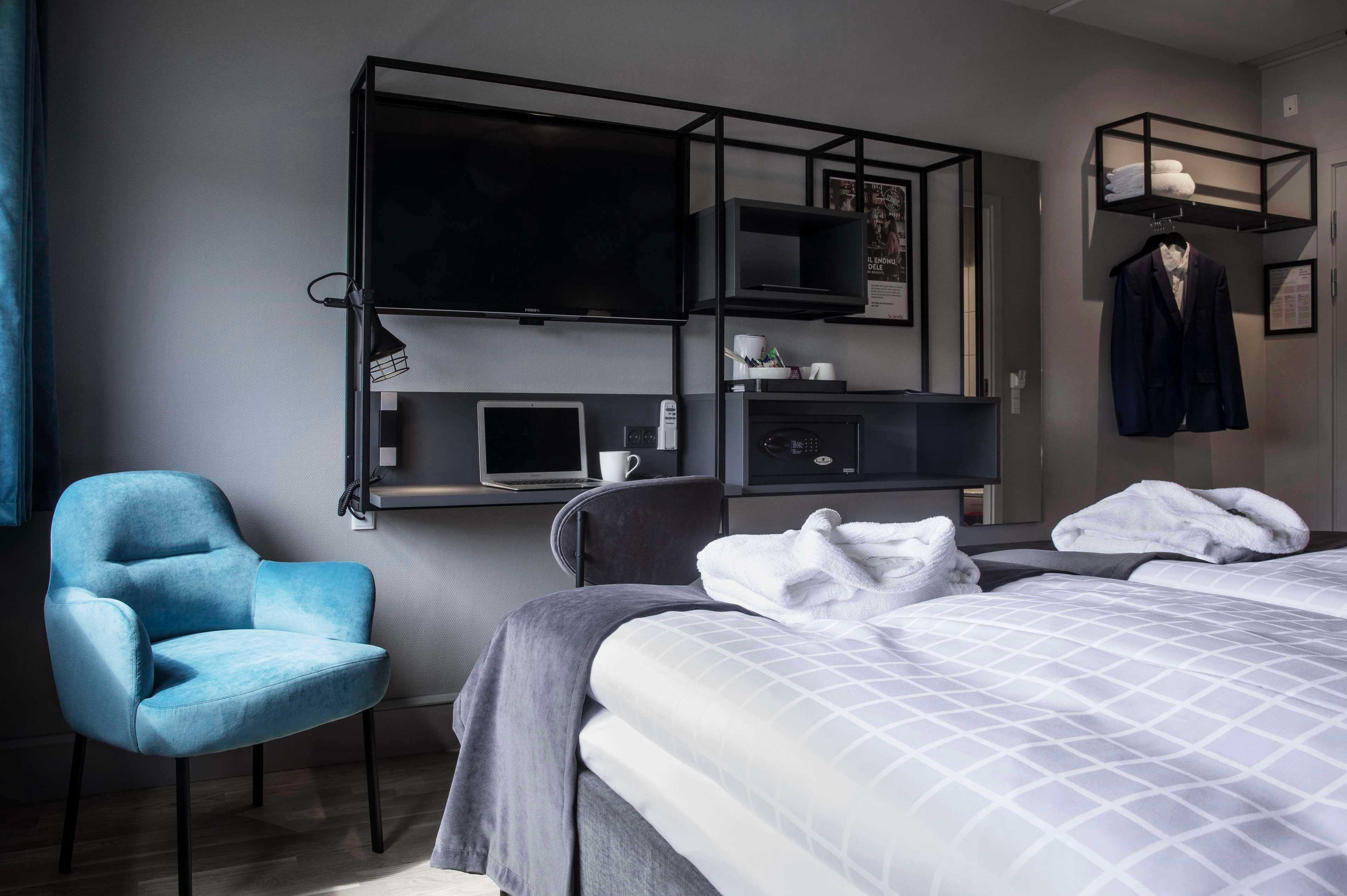 Double Superior King Bed