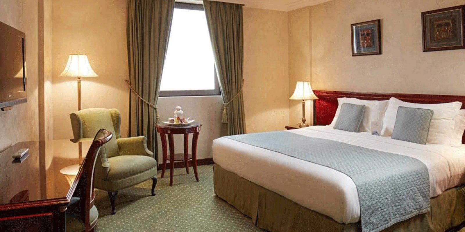 Double Accessible King Size Bed