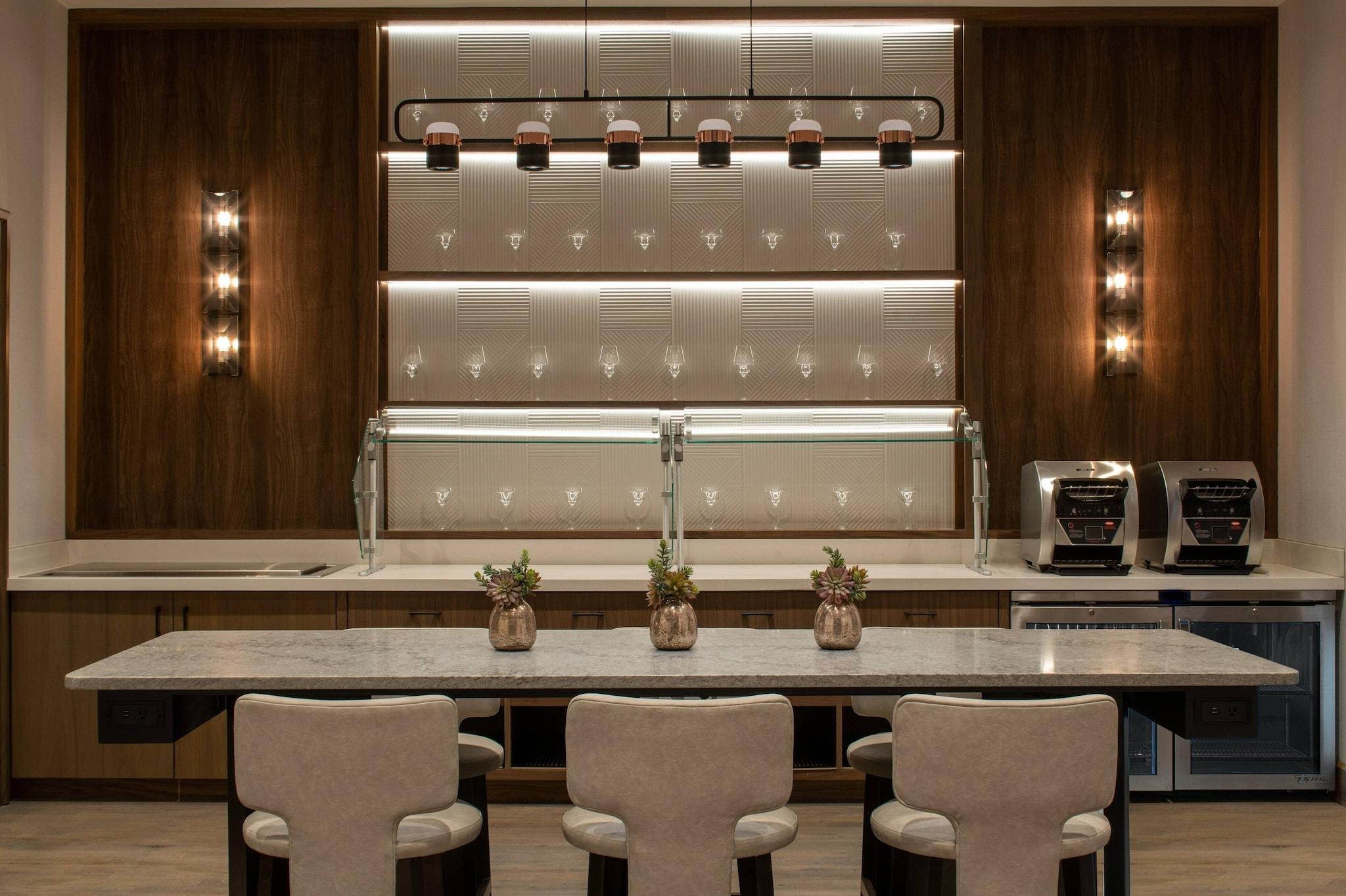 Double Club King Bed