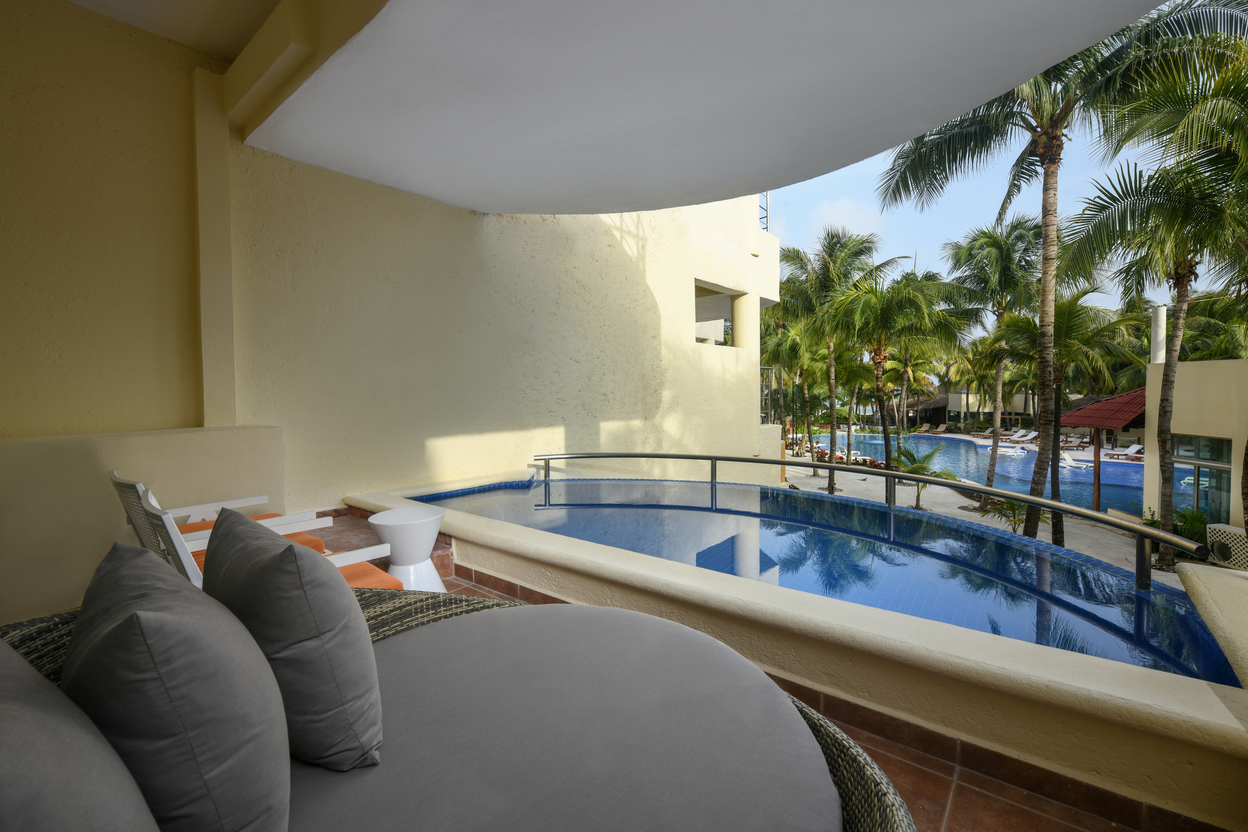 Suite with Private Pool