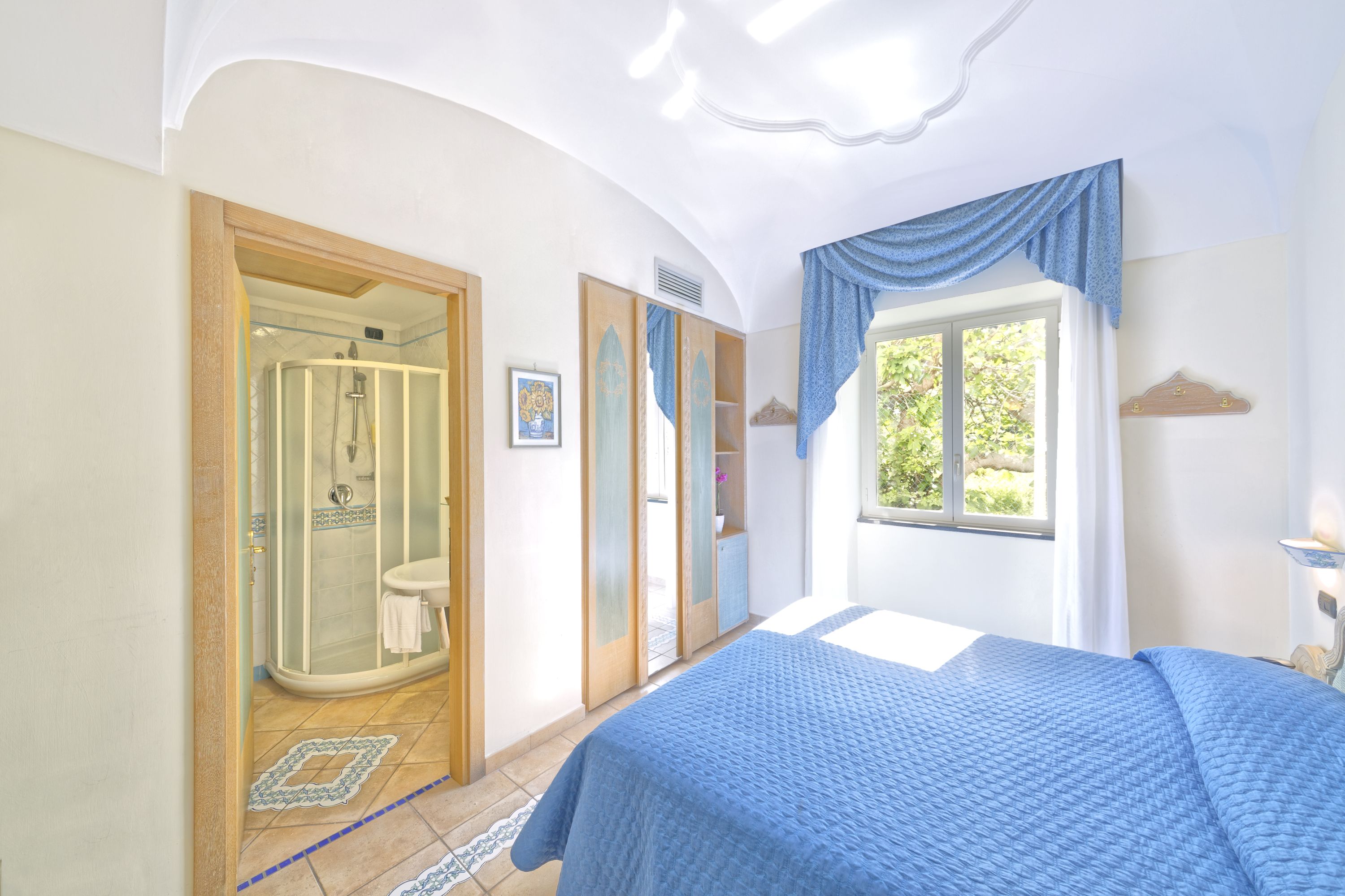 Double or Twin Standard