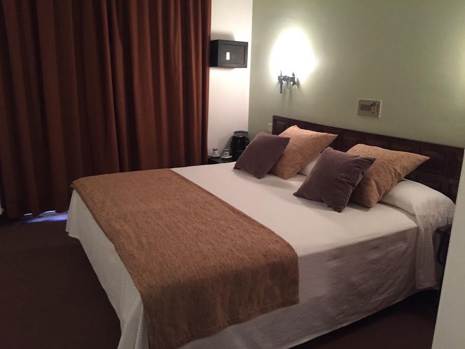 Double or Twin Standard