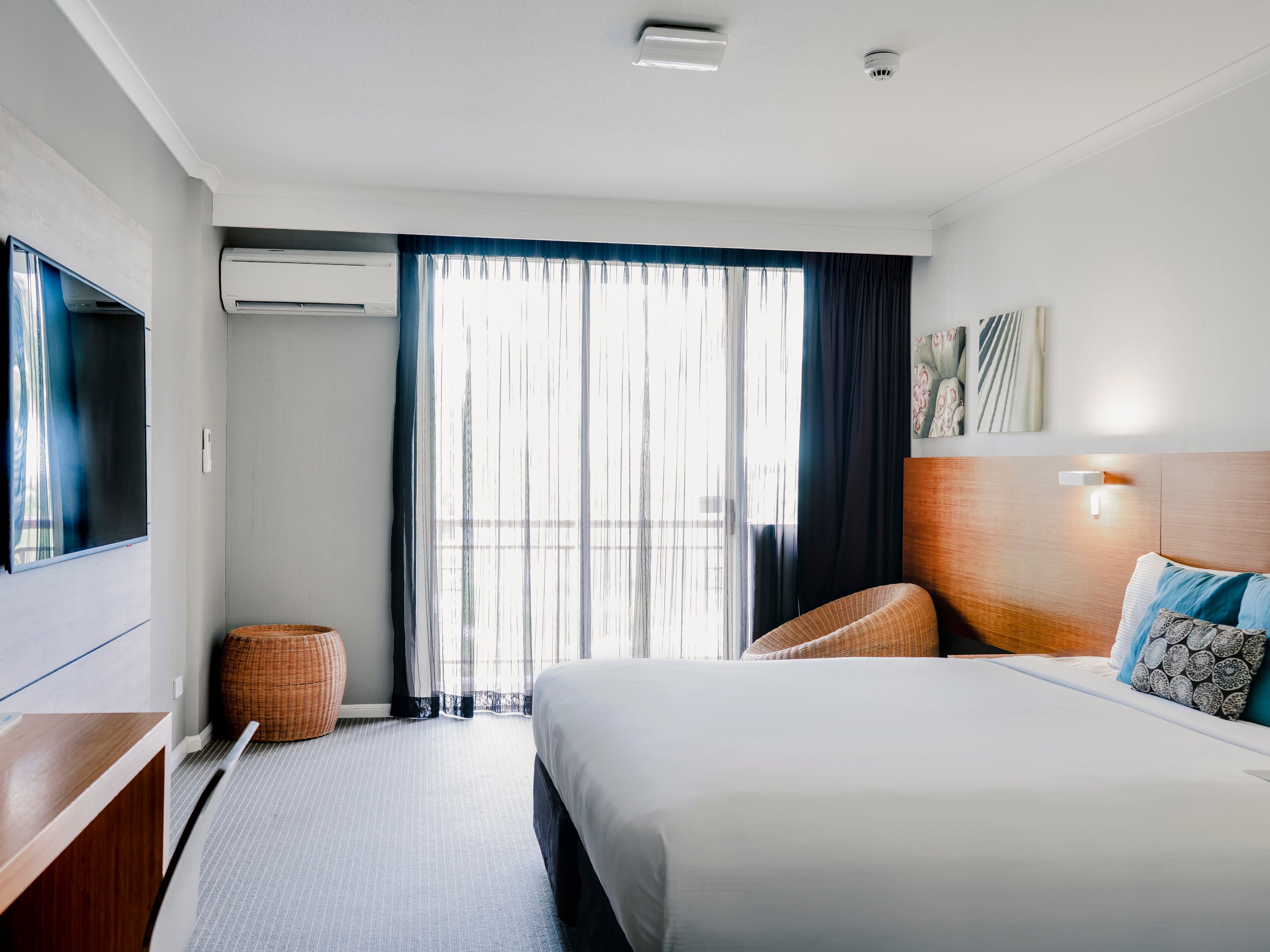 Double King Size Bed