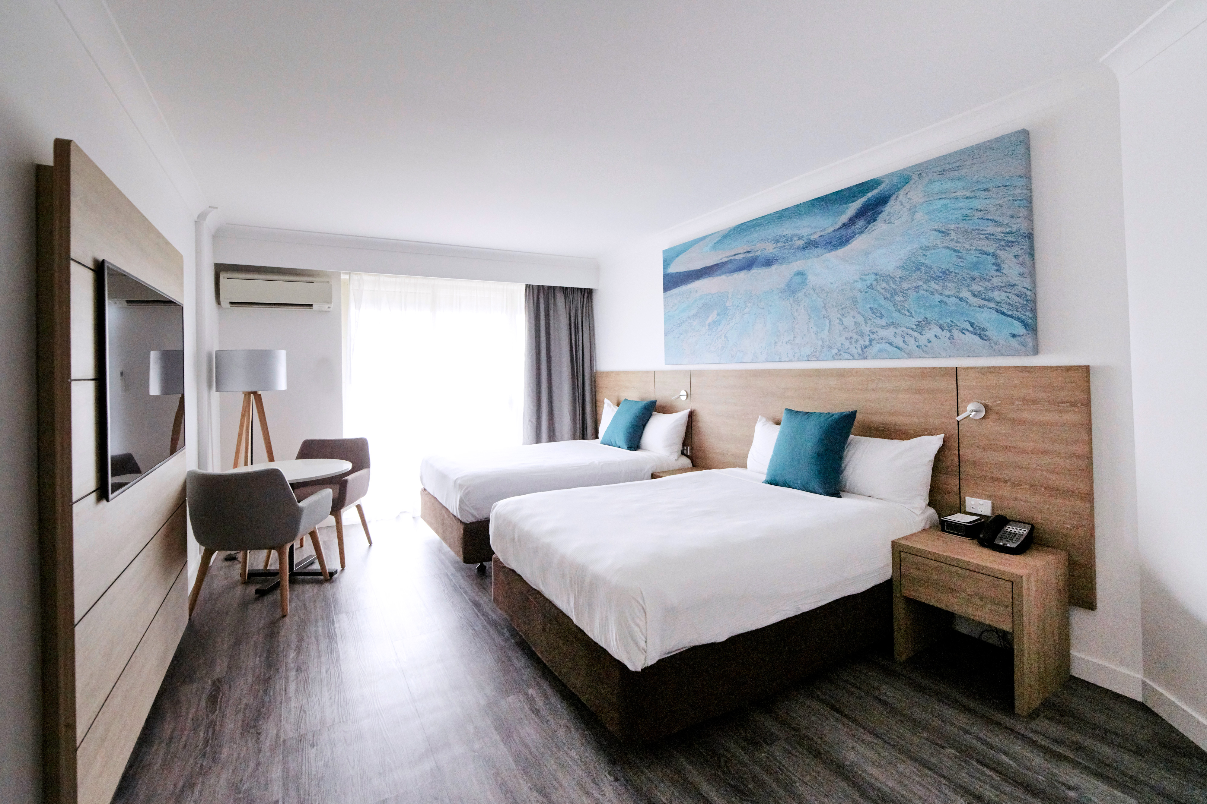 Twin Deluxe Two Beds