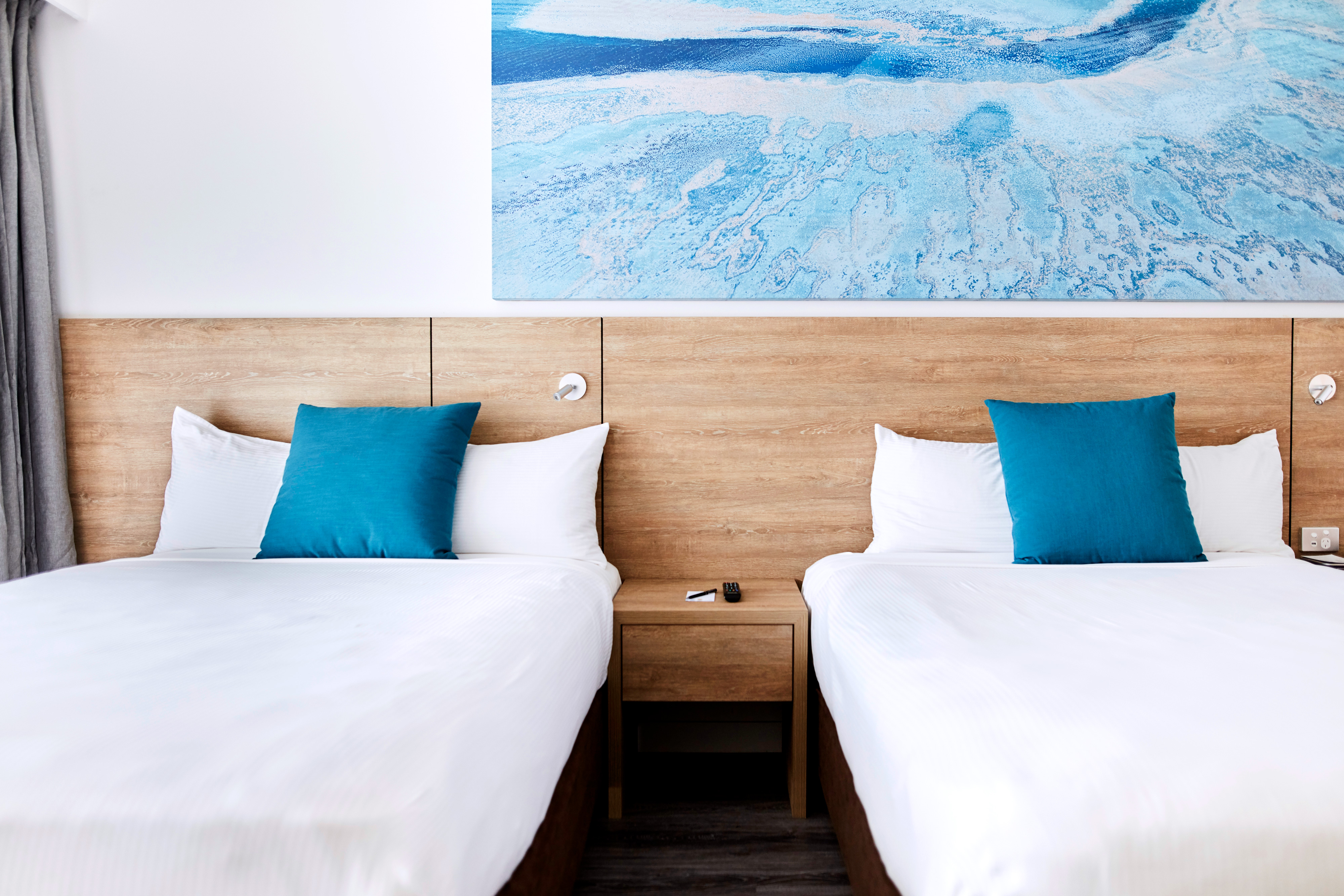 Twin Deluxe Two Beds