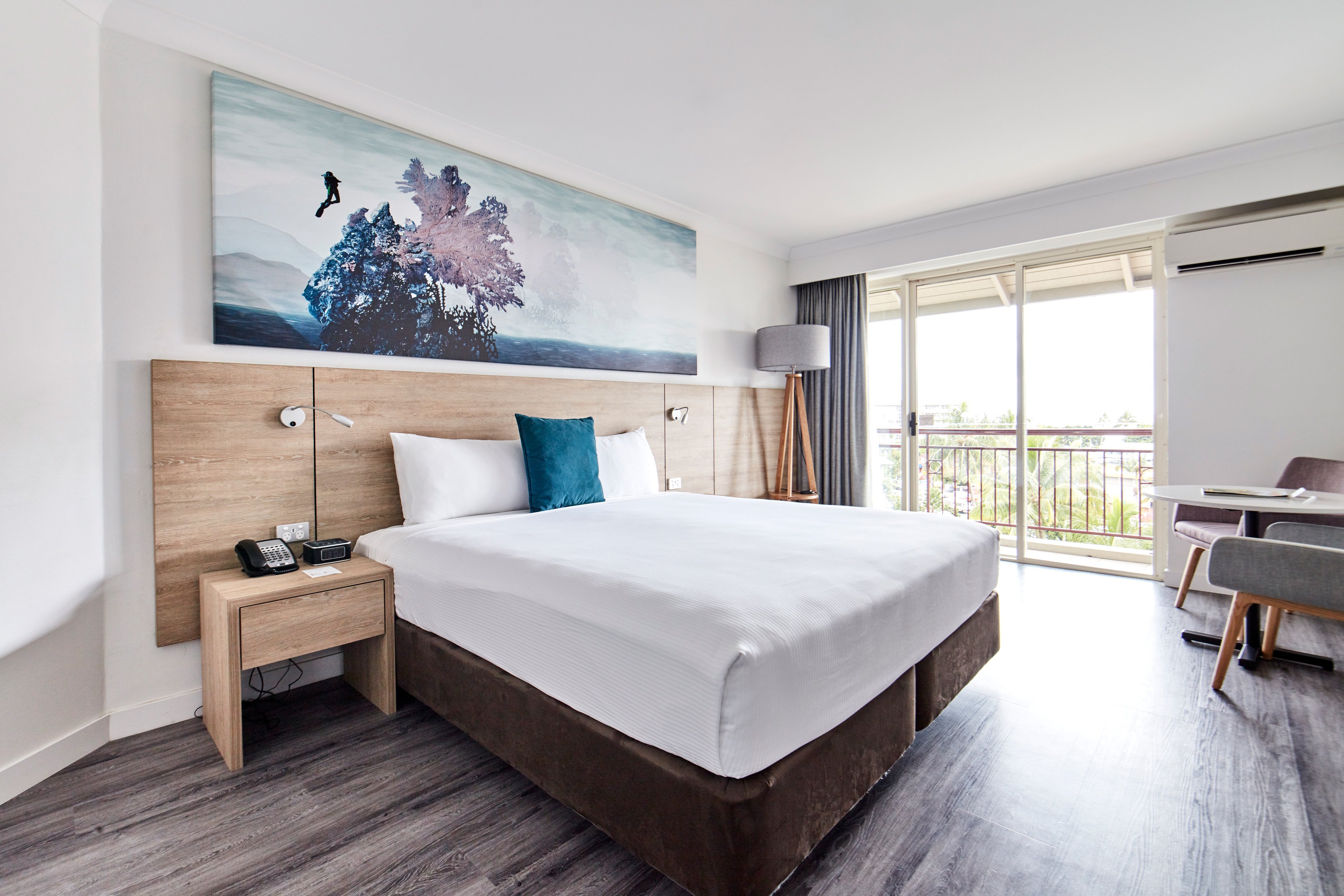 Double Pool View King Bed