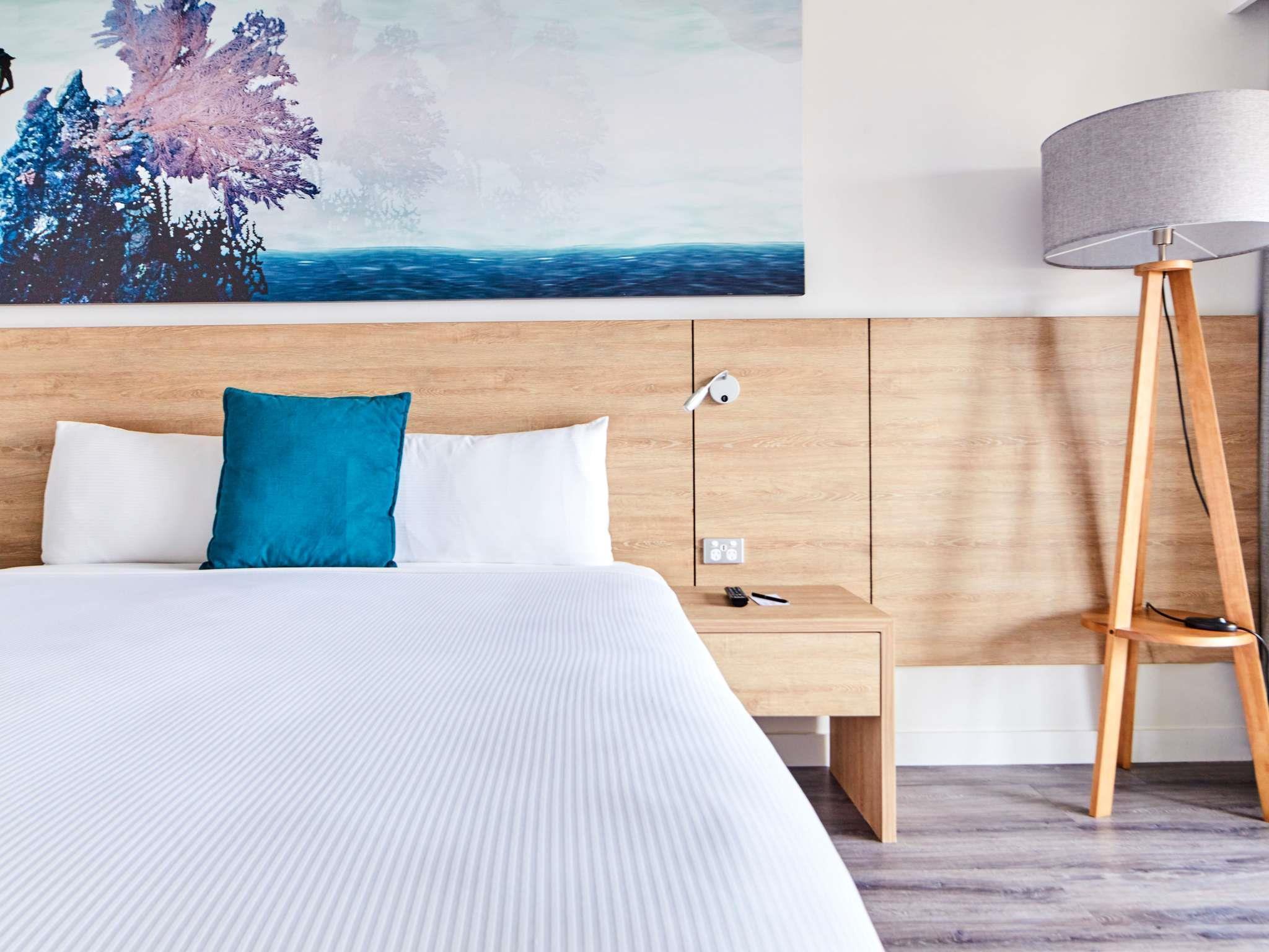 Double Superior King Bed