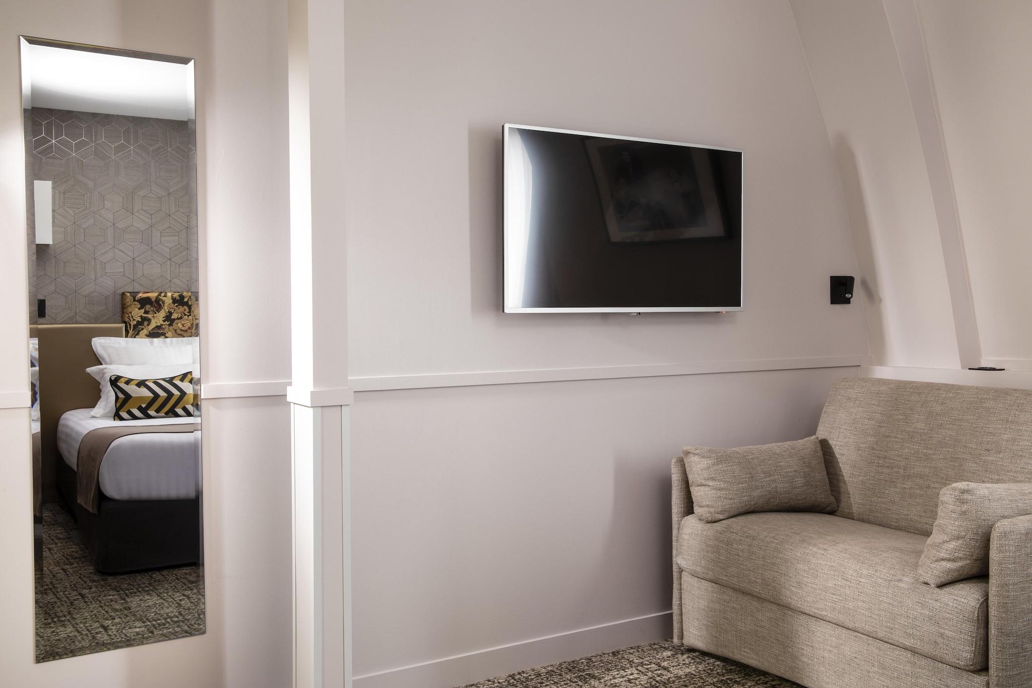 Triple Superior One Bedroom