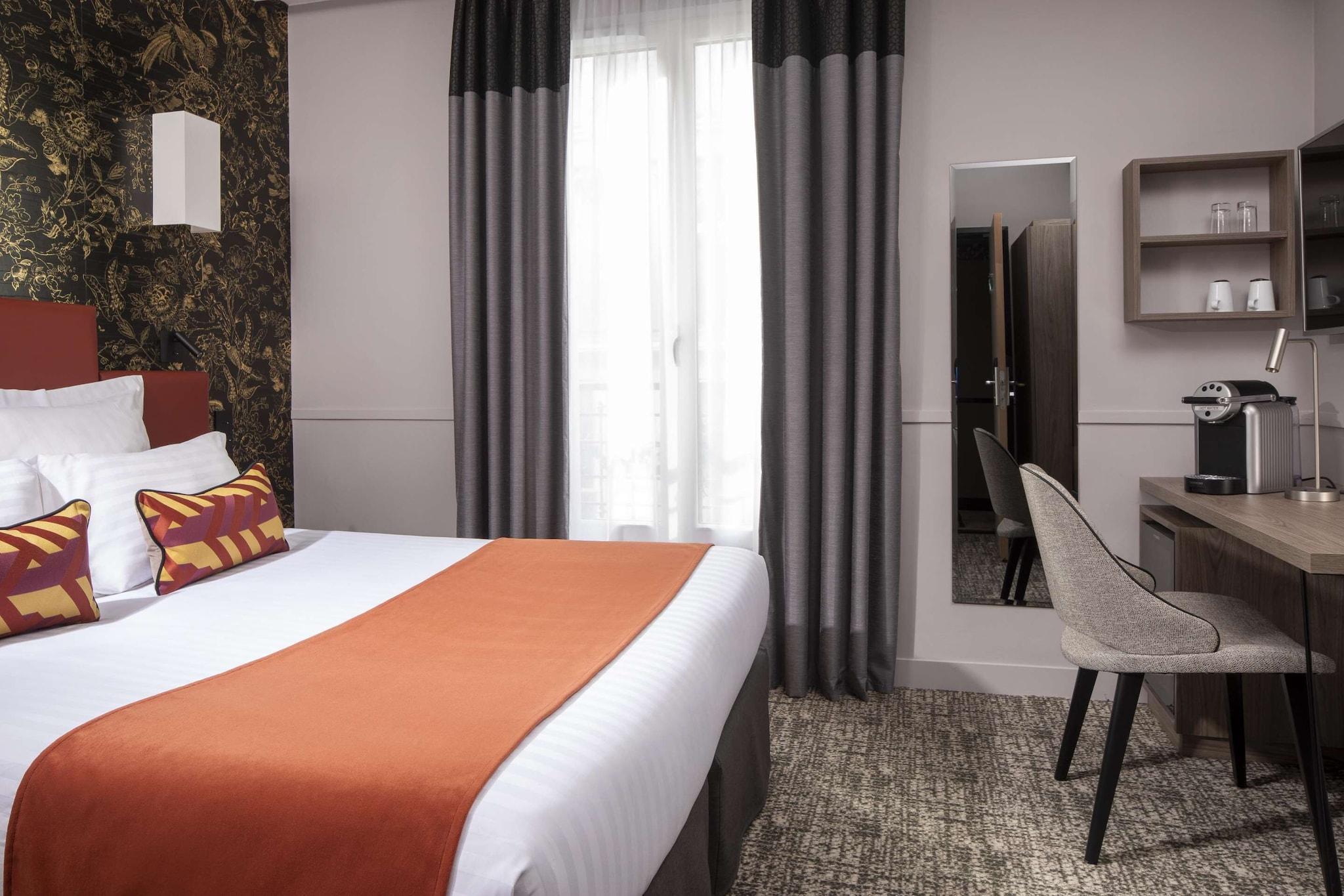 Double or Twin Queen Size Bed