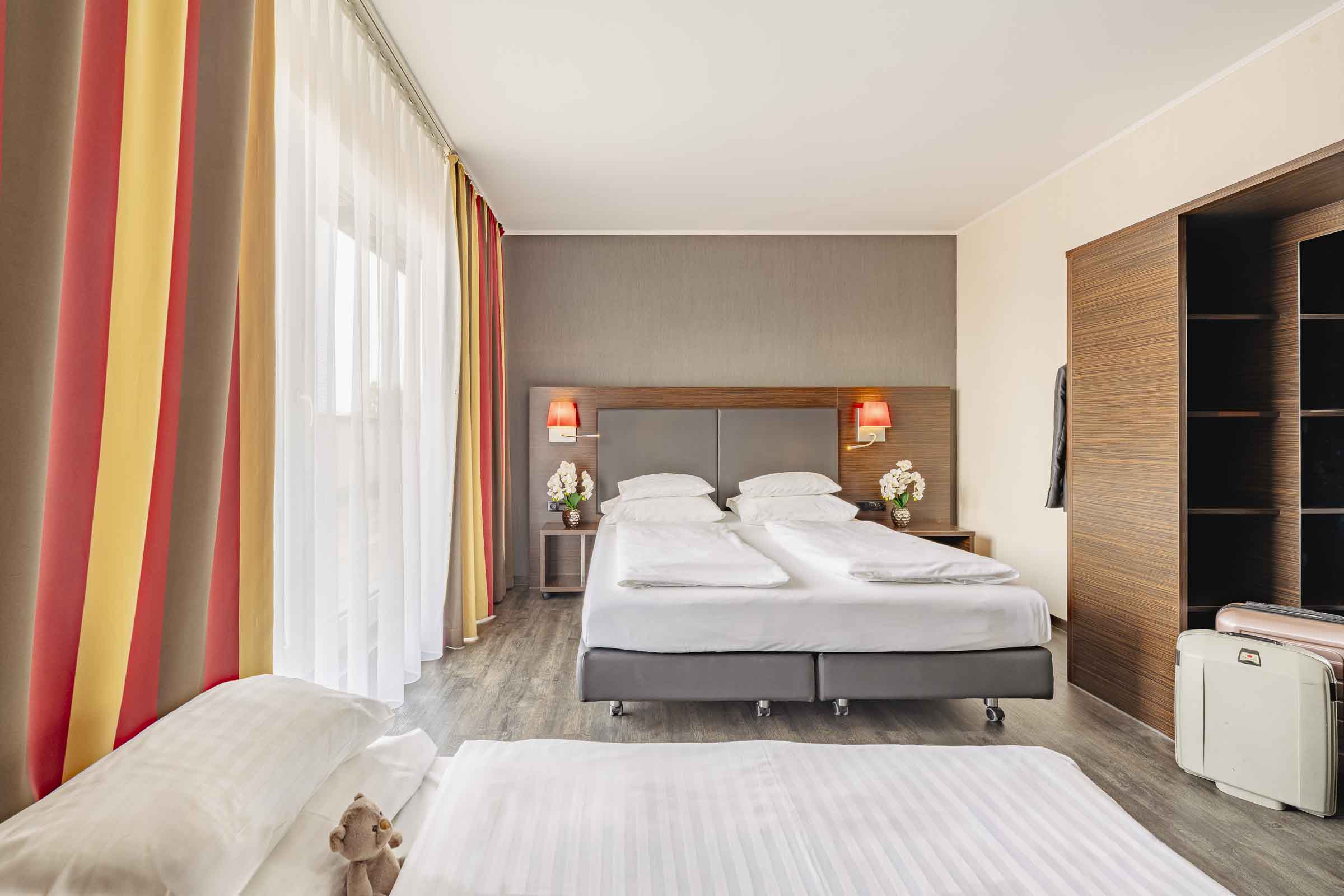 Triple with Double Bed