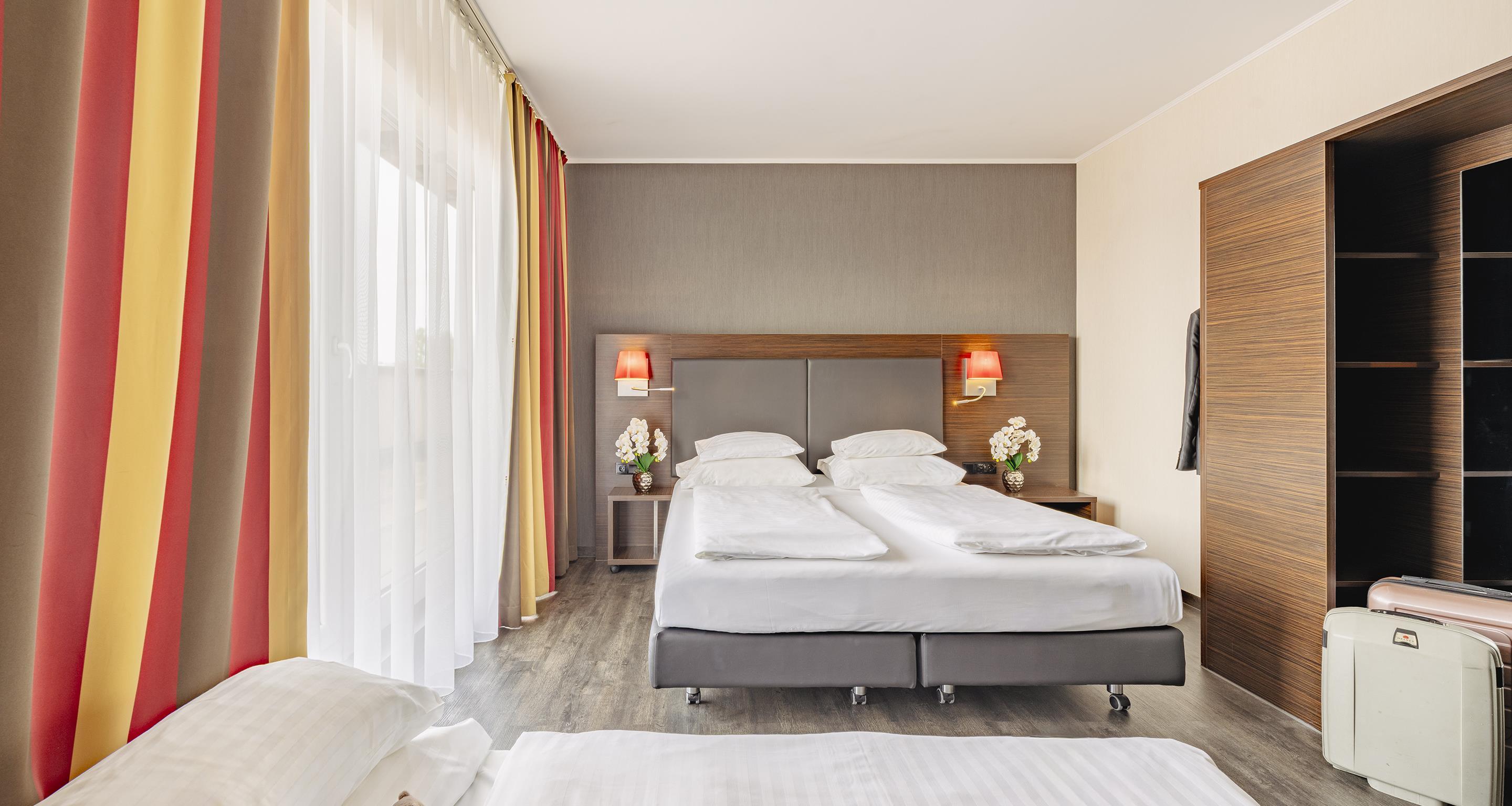 Triple with Double Bed