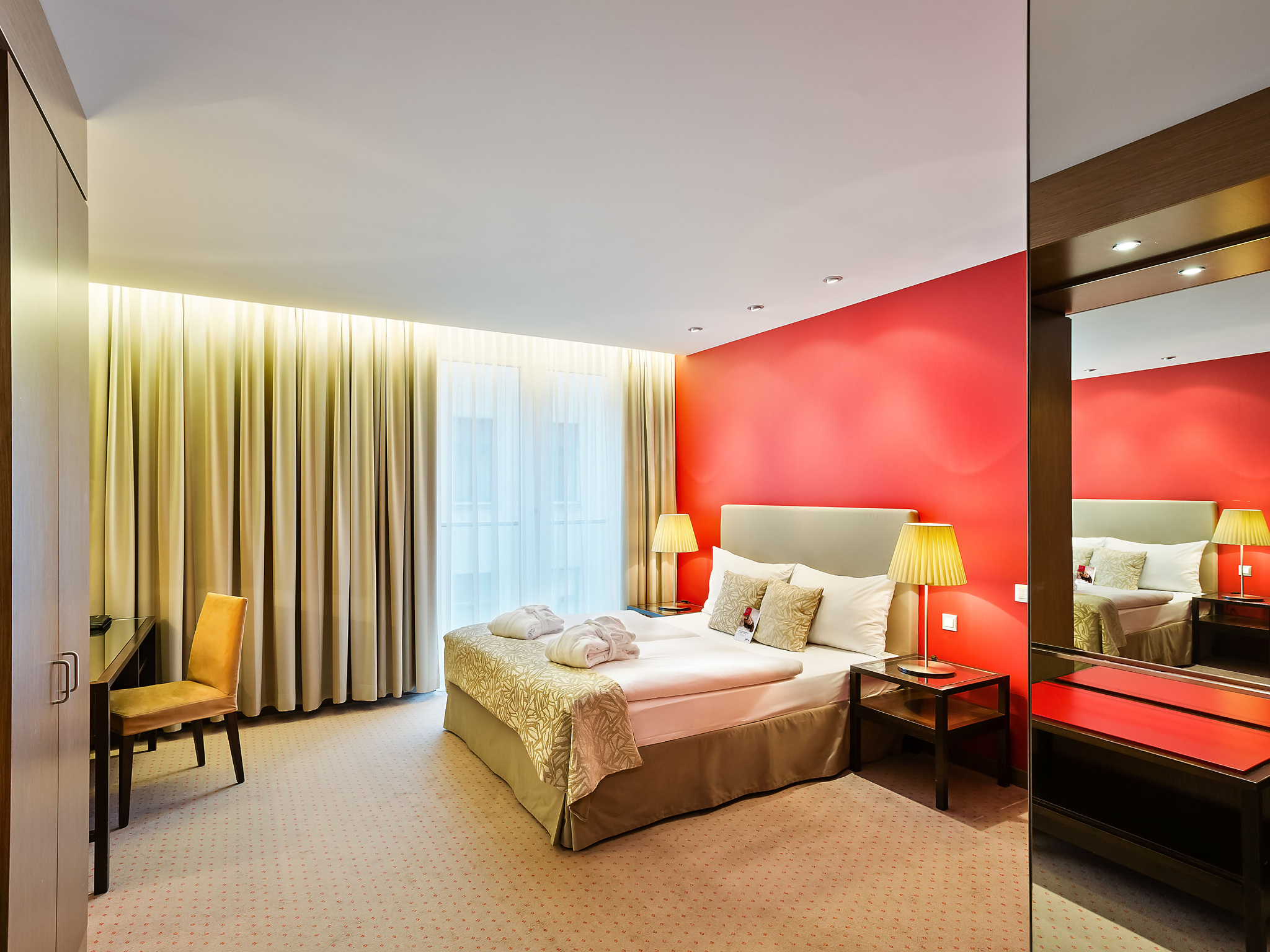 Double or Twin Deluxe