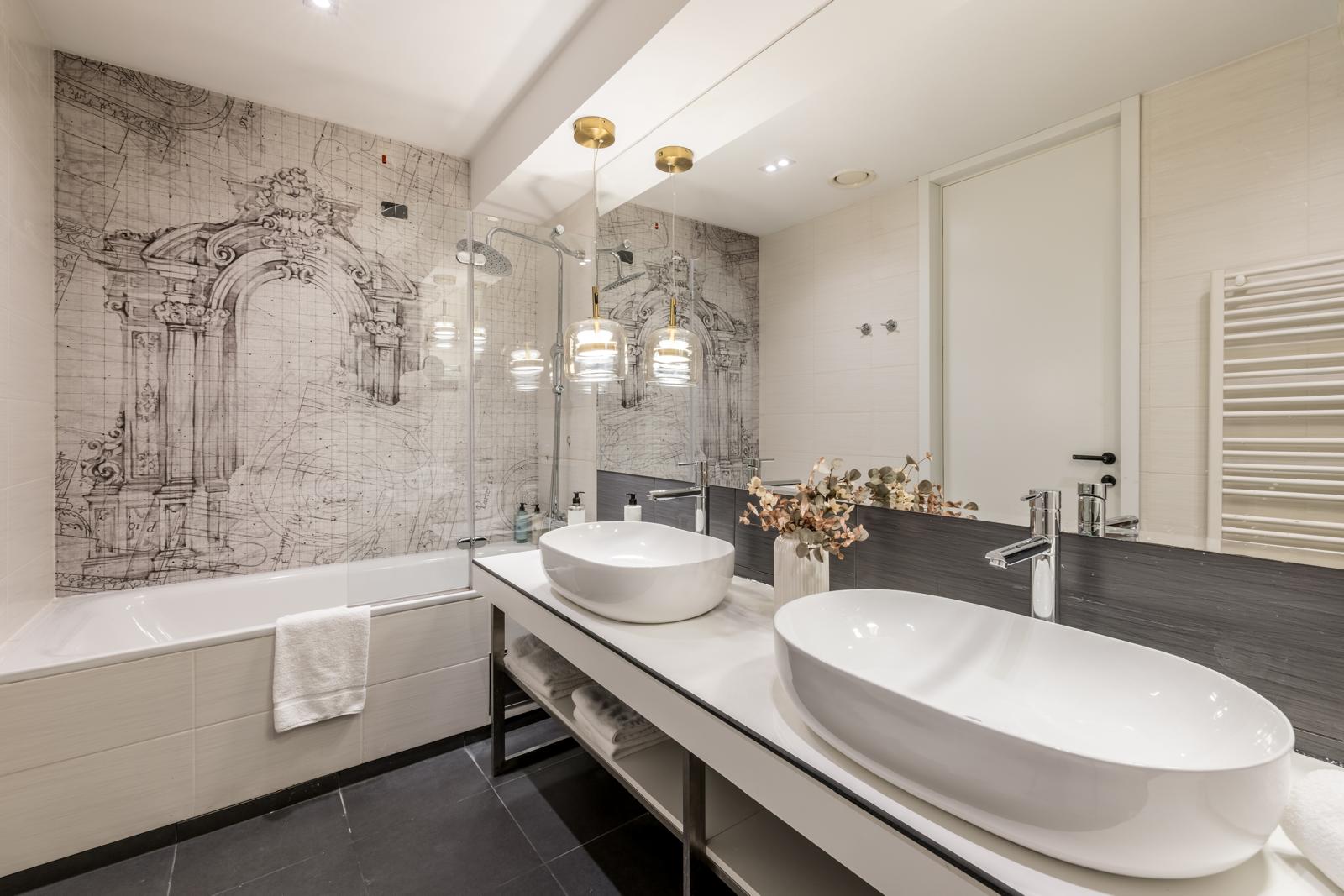 Double Single Superior