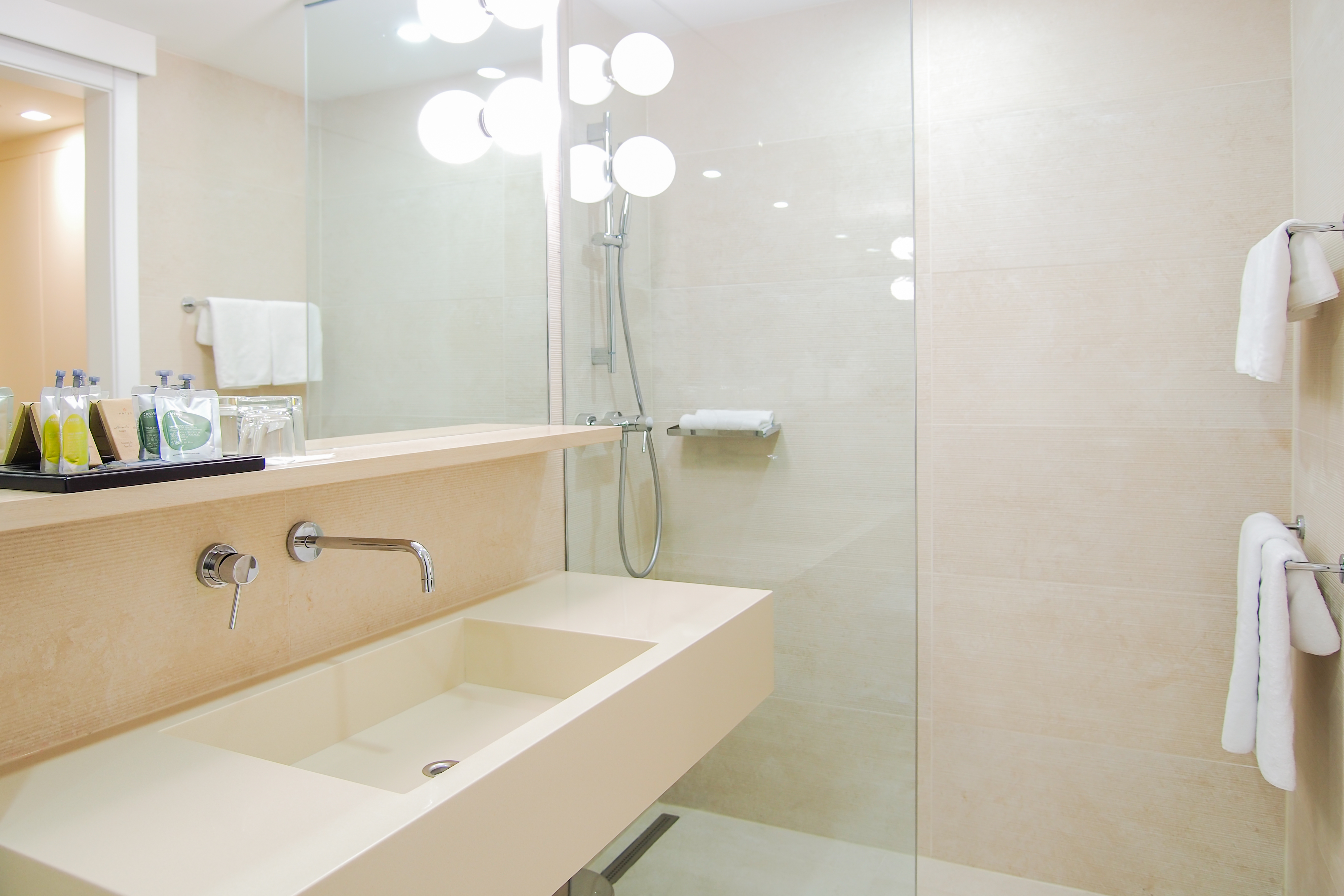 Single Classic with Balcony