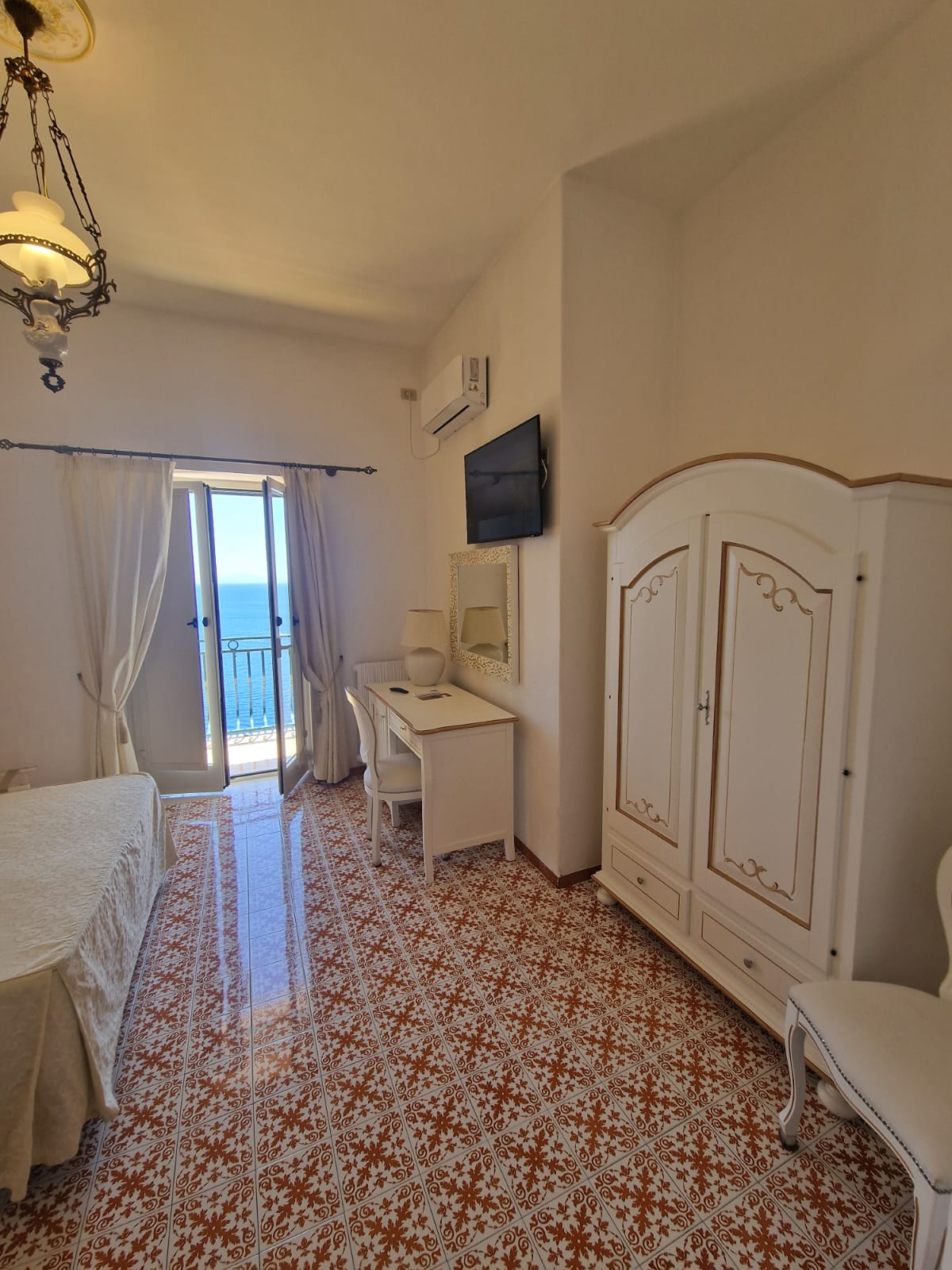 Double or Twin Superior Sea View