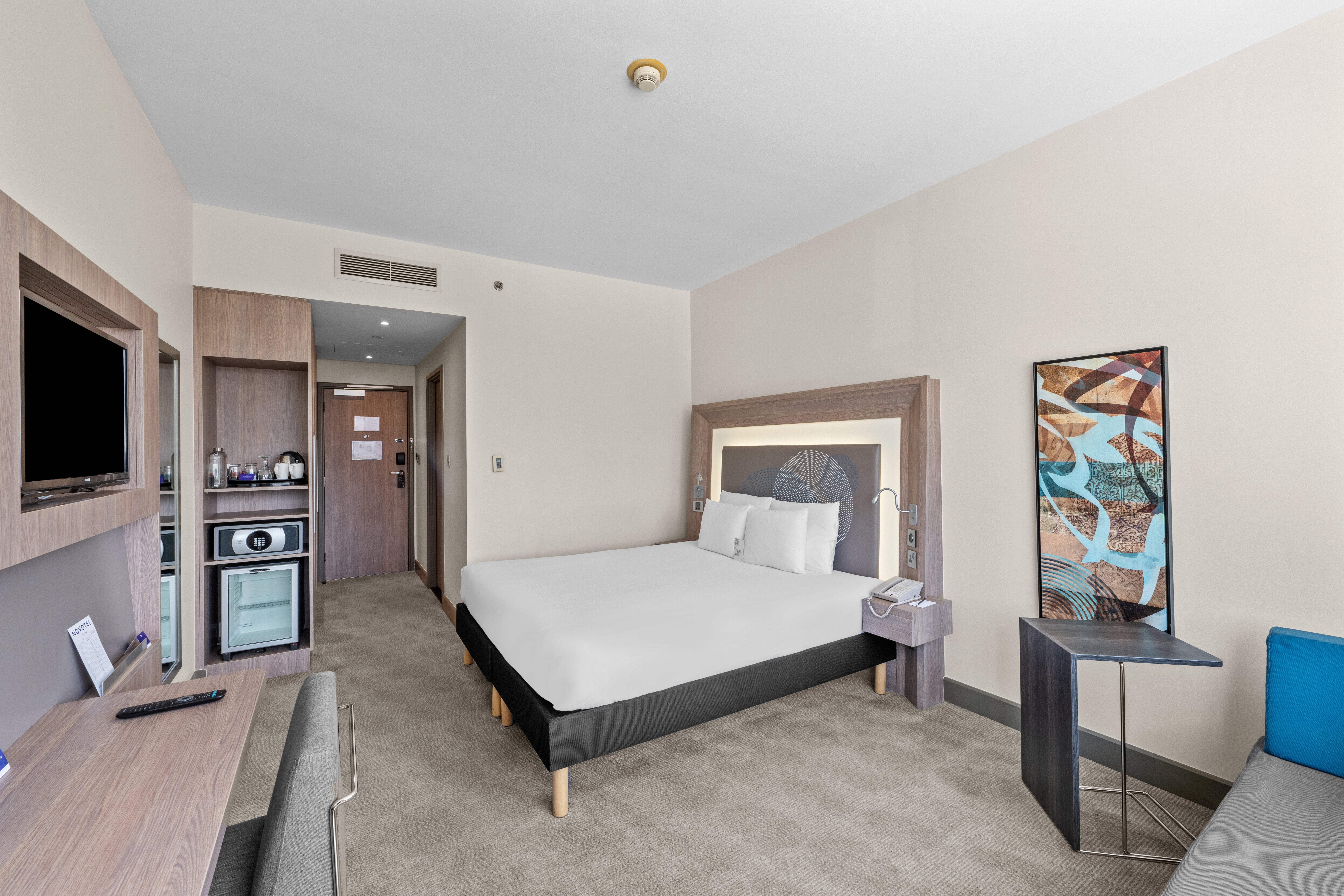 Double Superior Queen Bed