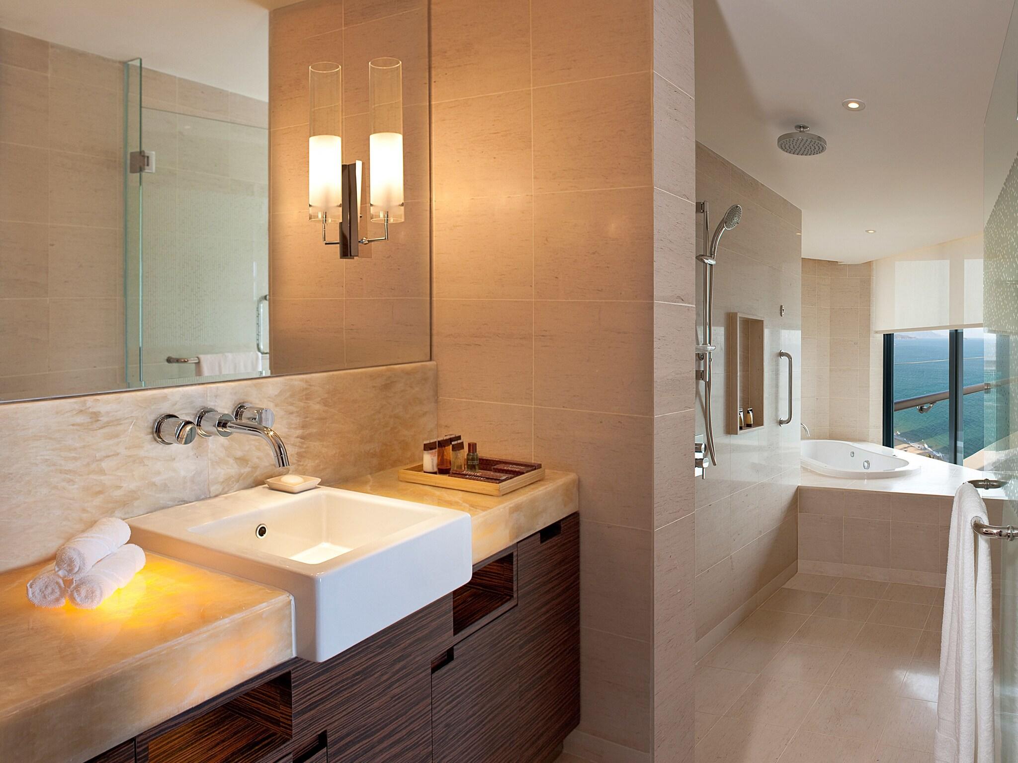 Suite Executive King Bed