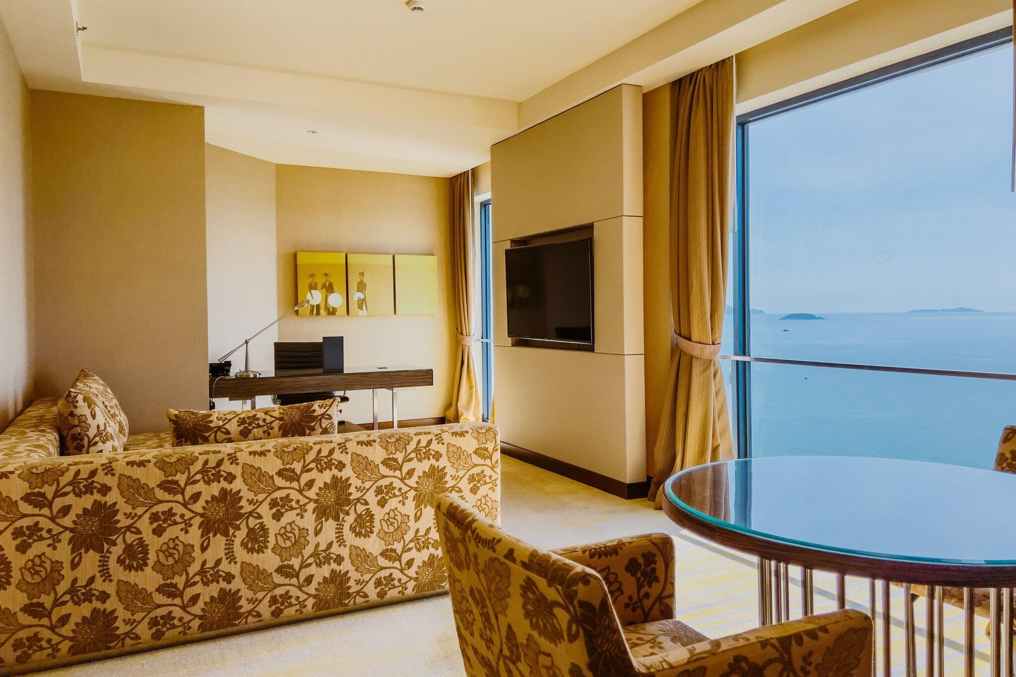 Suite Executive King Bed